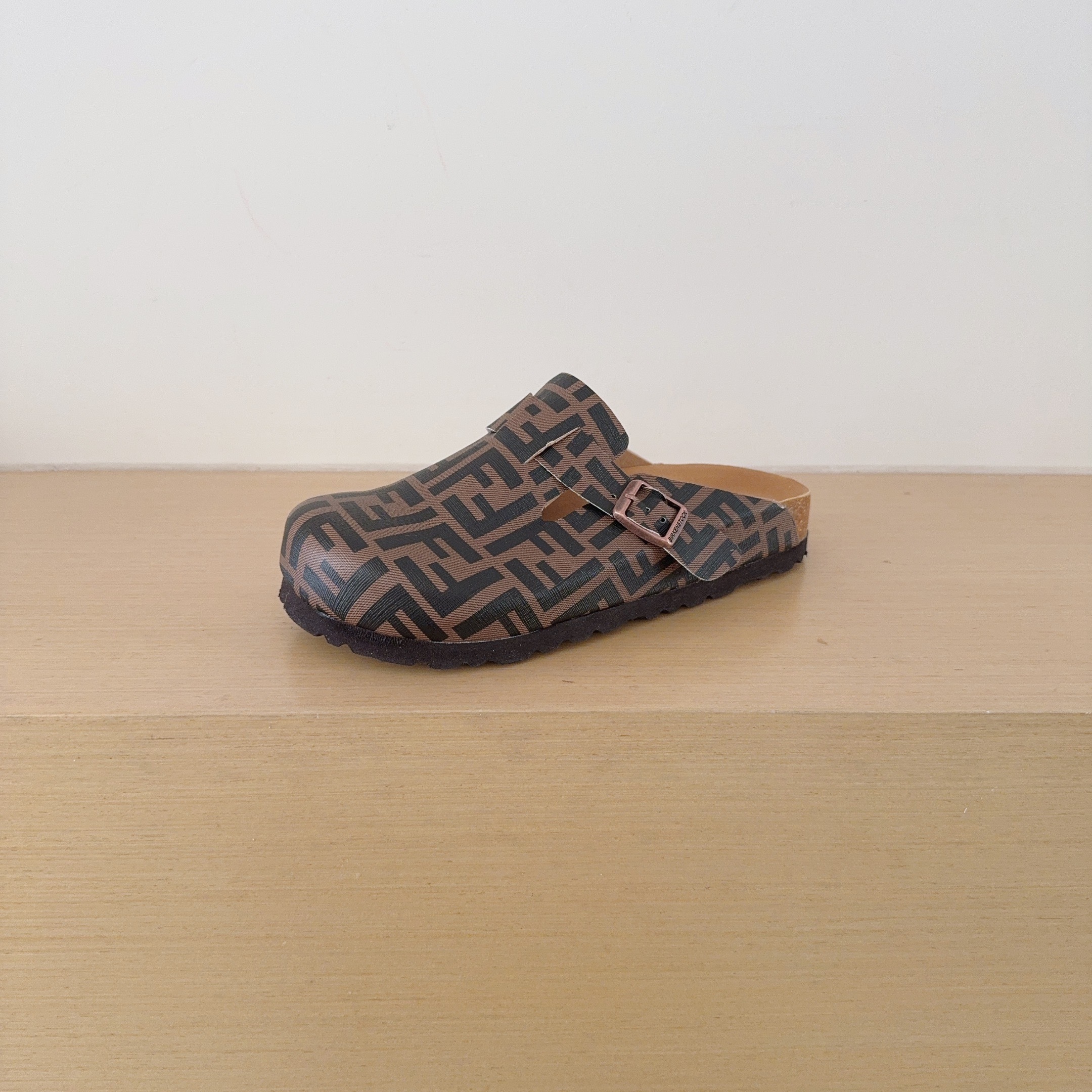 UGG Kids FF Check Birken-Style Clogs Adult And Kids