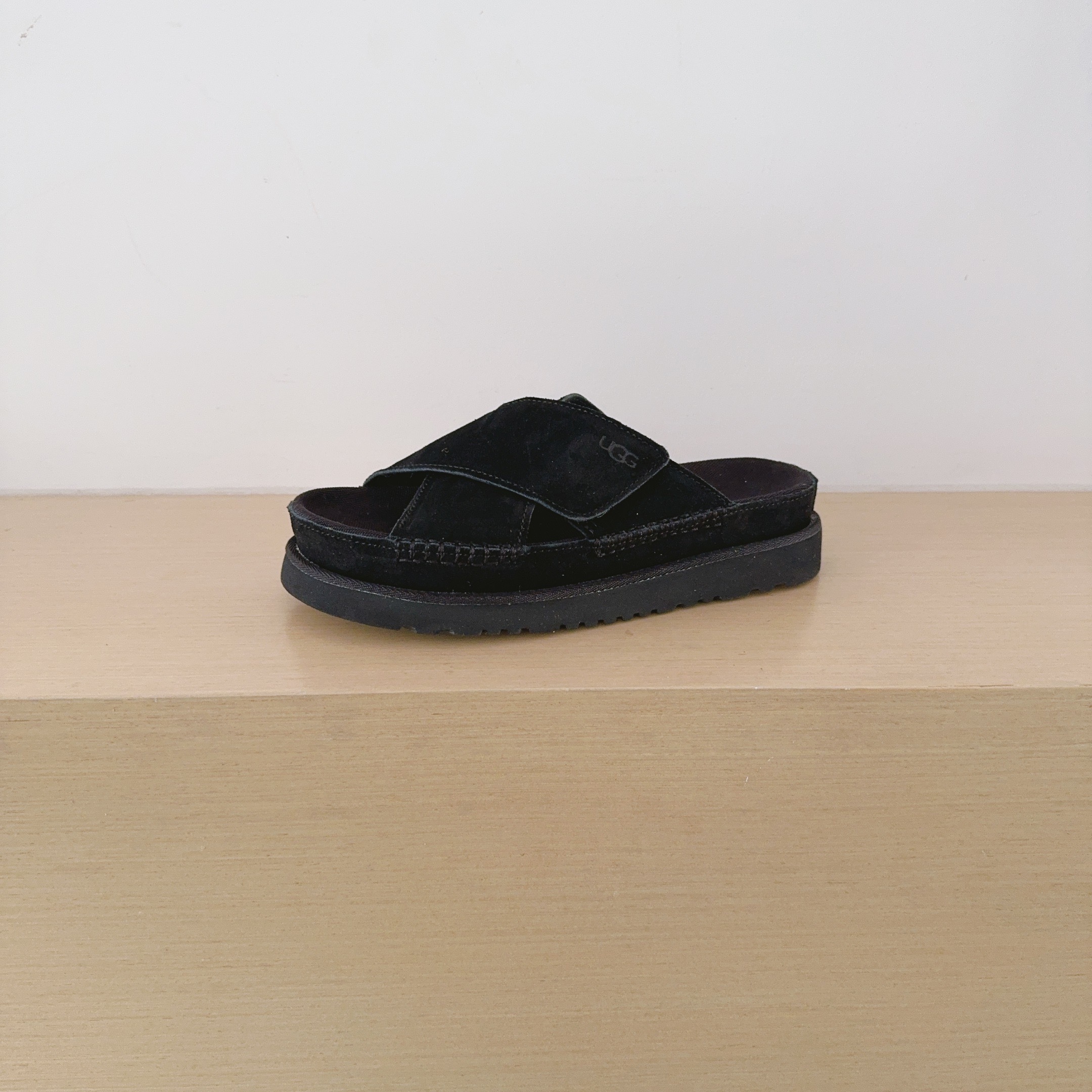 UGG Footwear Style 094