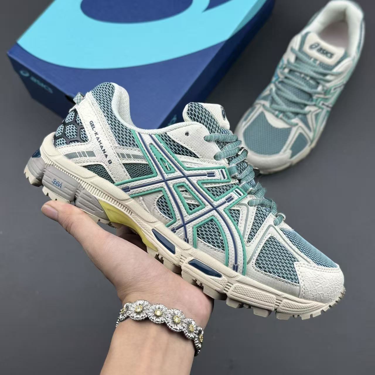 ASICS Gel-Kahana 8