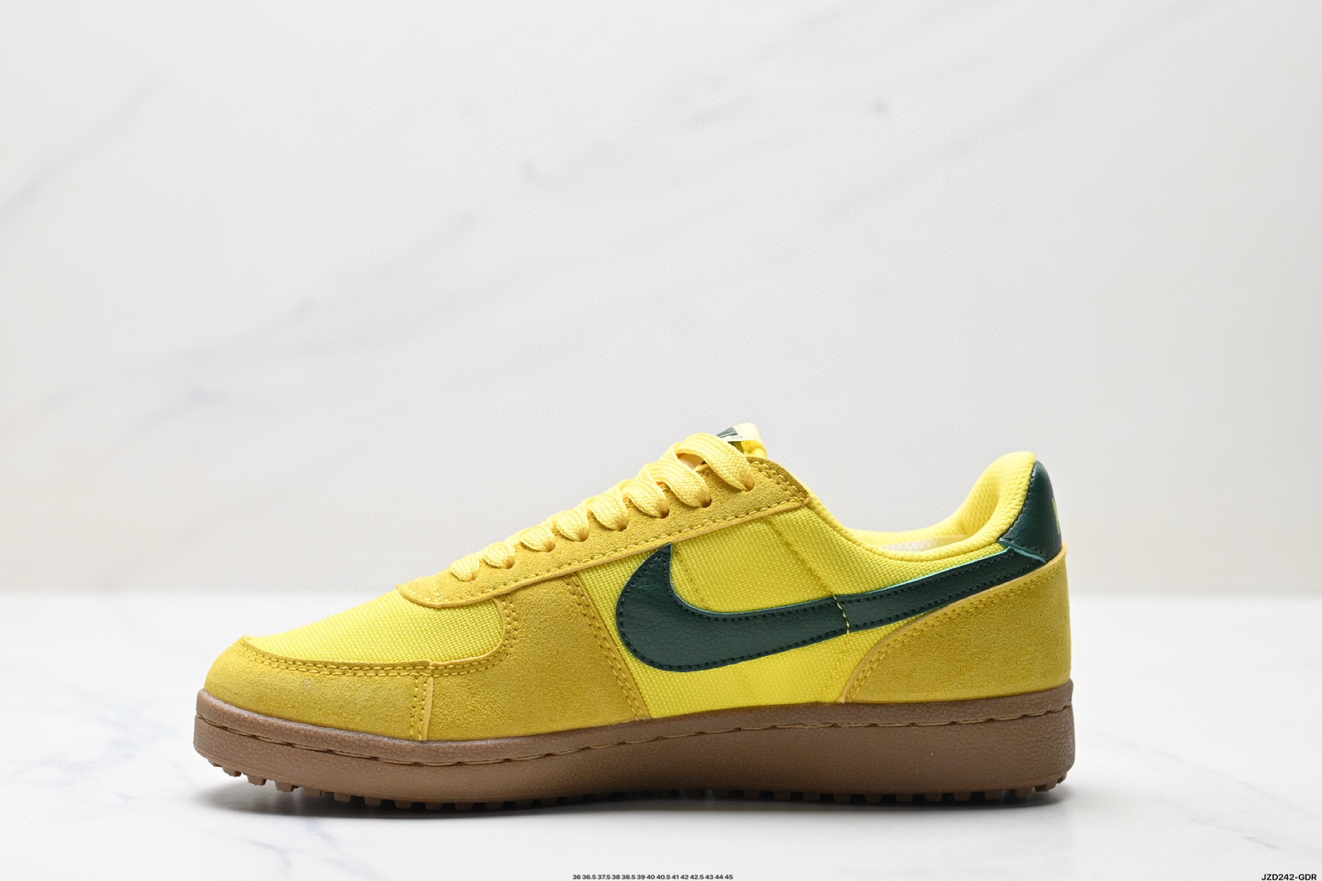 Nike Field General 82