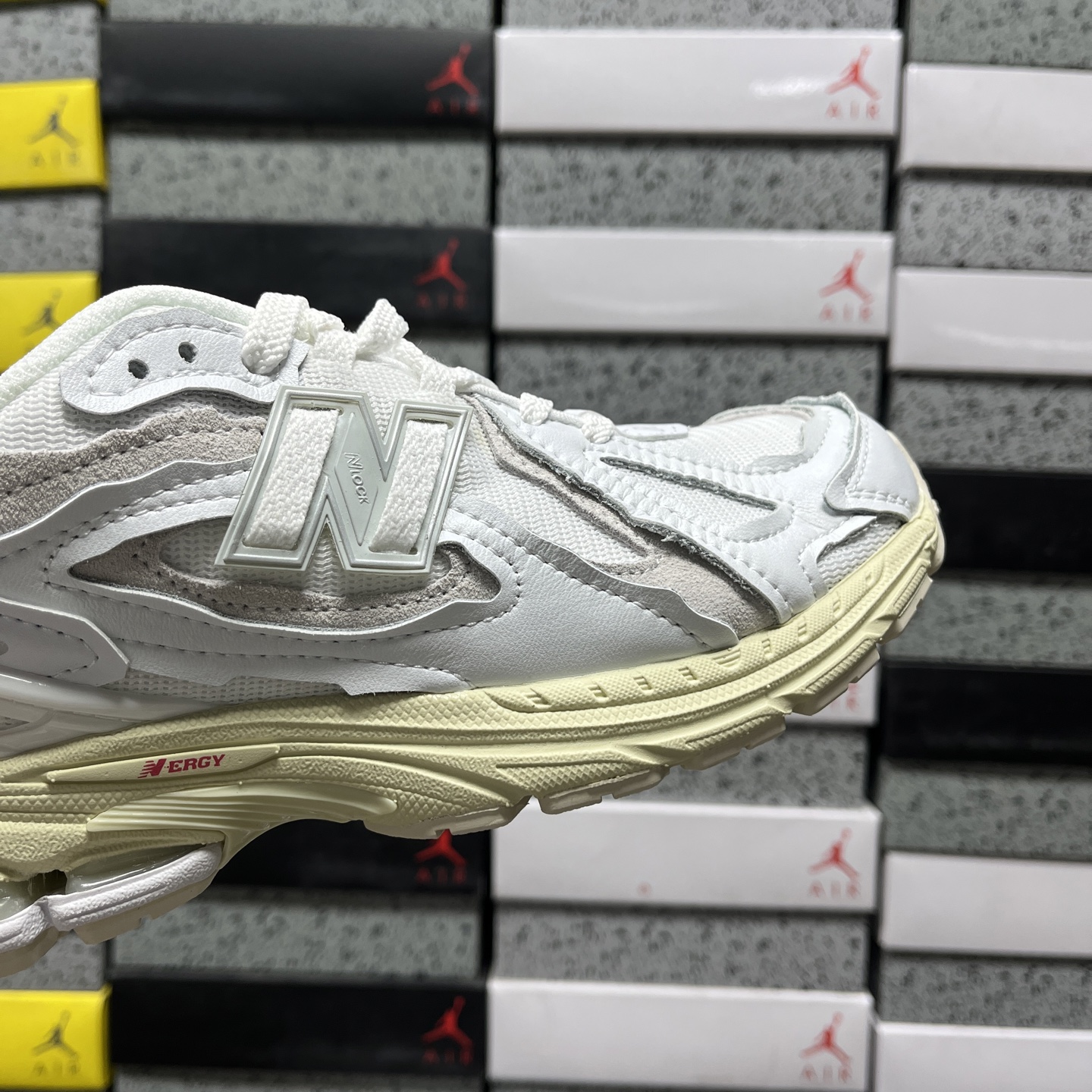 New Balance 1906 Sneakers detail 3
