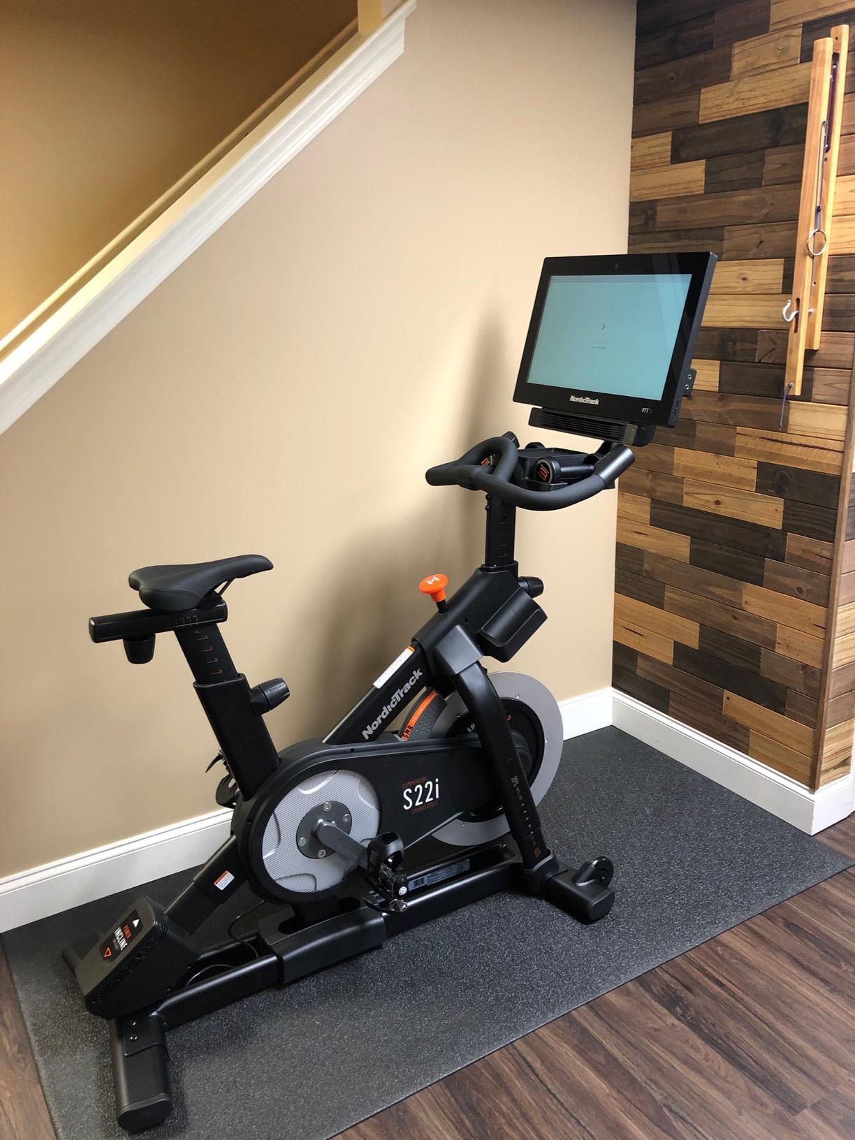 NordicTrack Commercial Studio Cycle