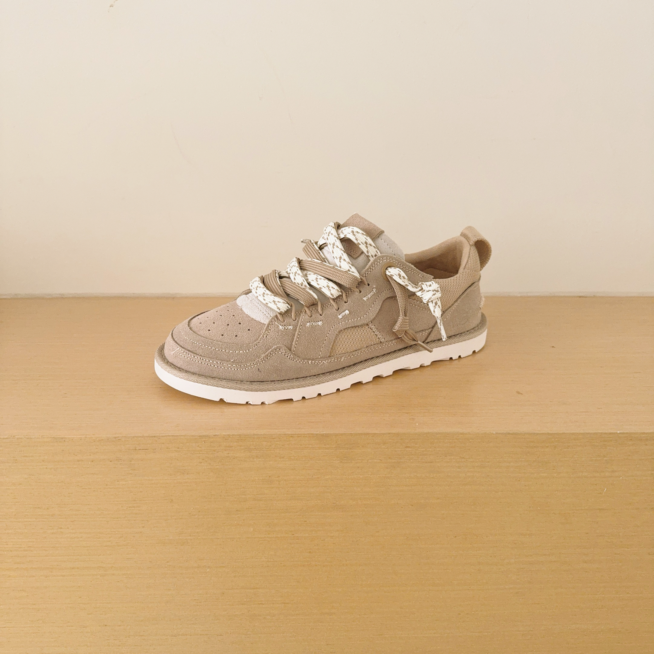 UGG Footwear Style 077