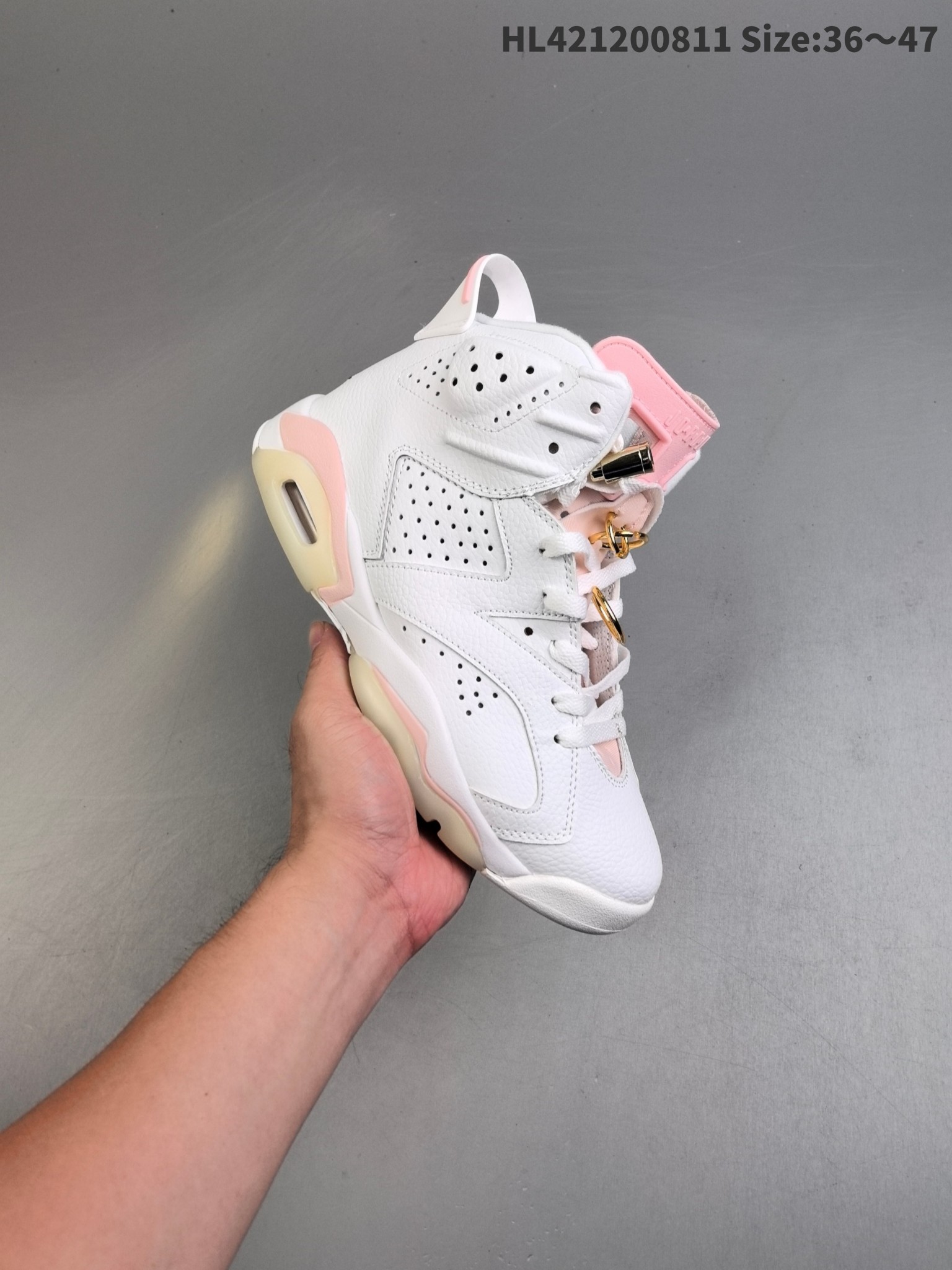 A Ma Maniere x AJ6 Retro