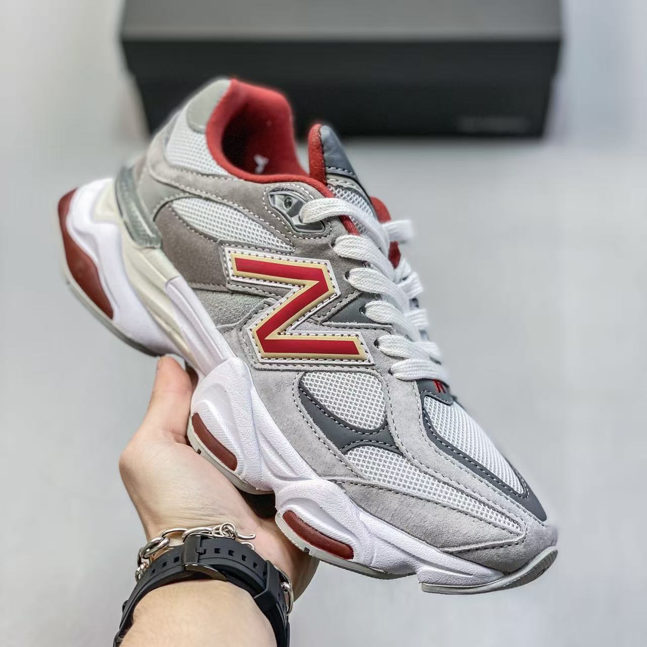 New Balance 9060