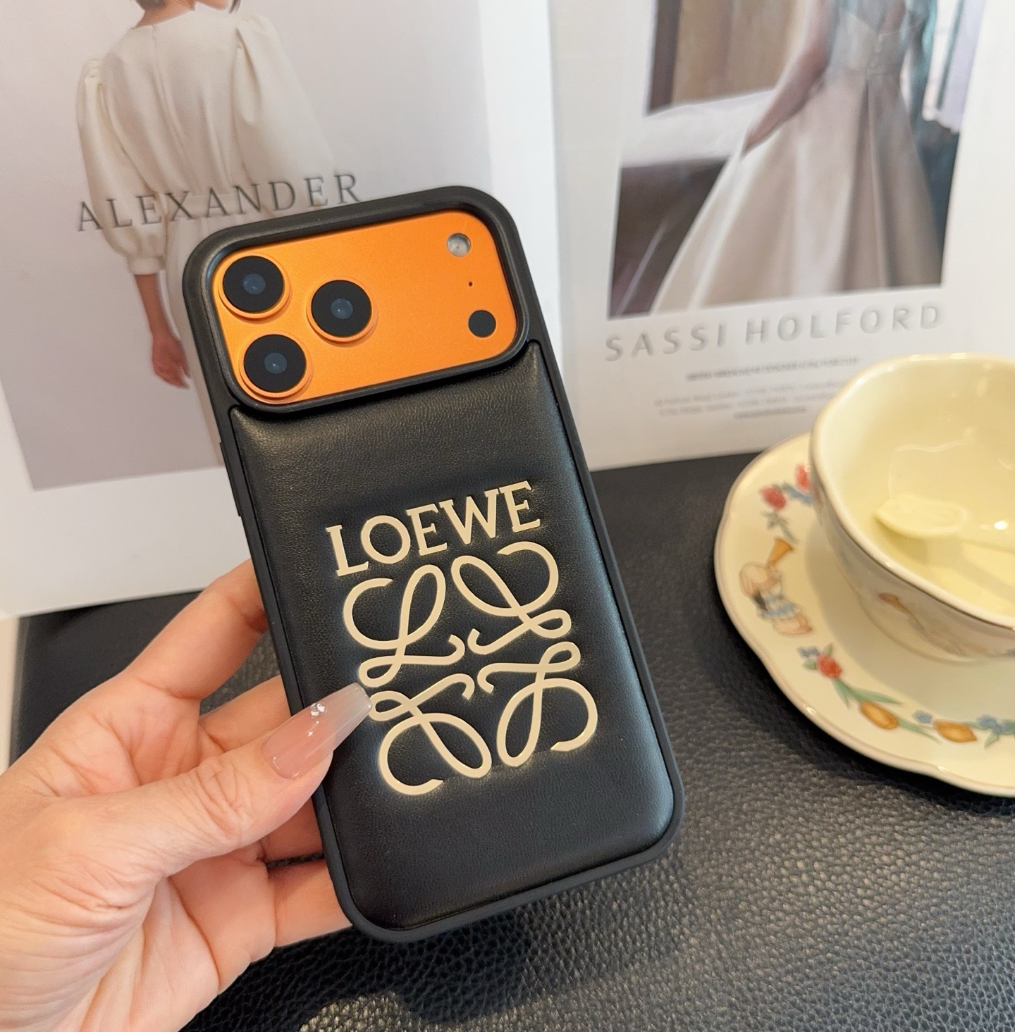 Loewe Hot Stamping Full-Cover Phone Case
