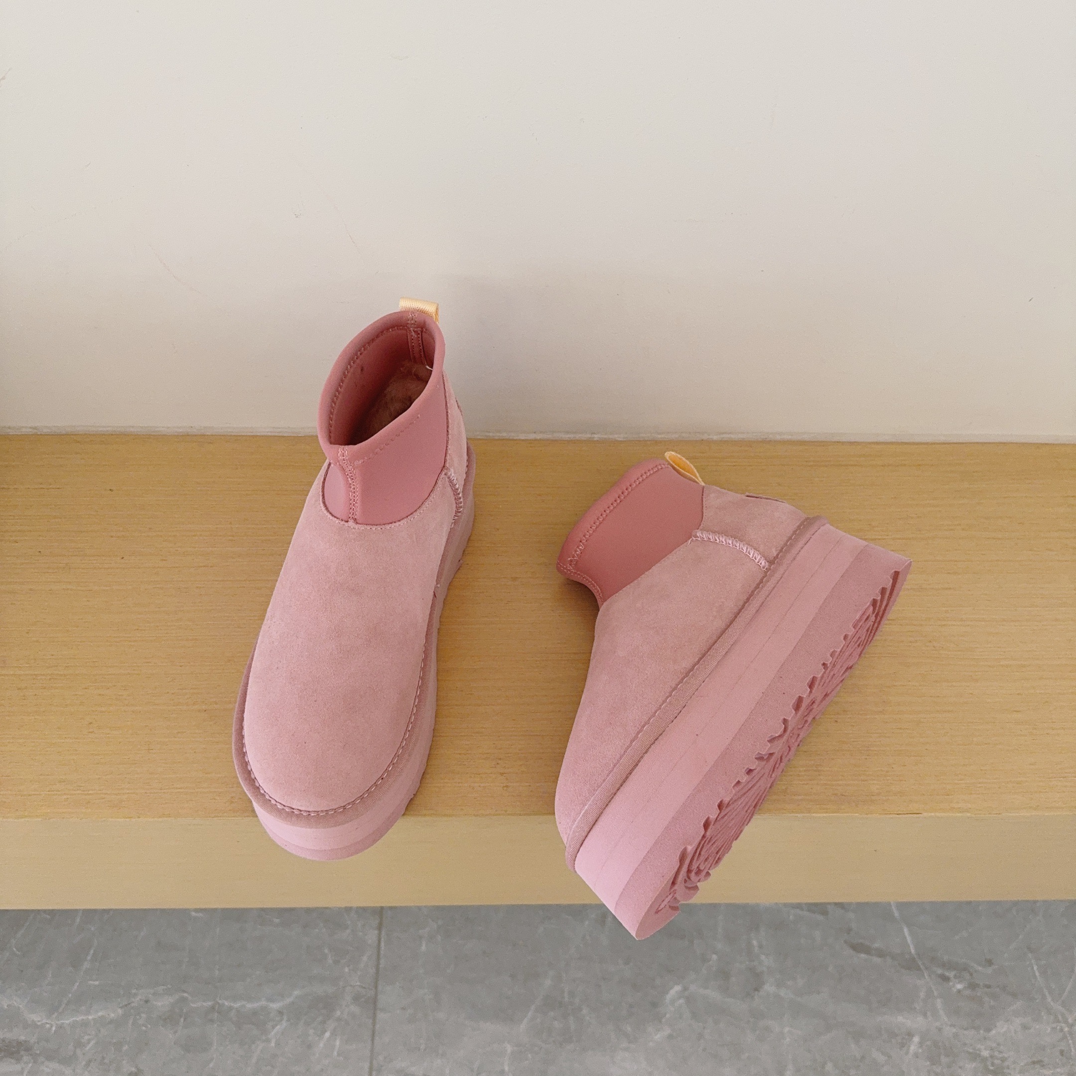 UGG Footwear Style 029