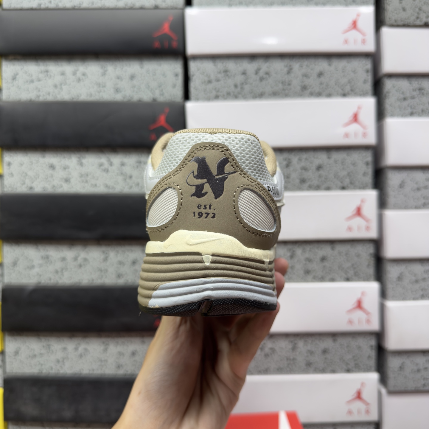 Nike P6000