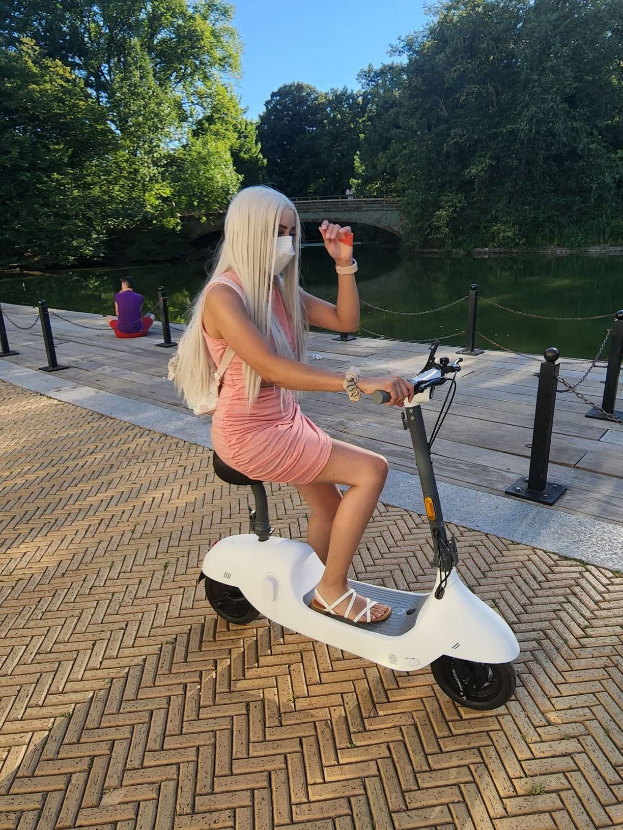 Electric Scooter with Seat