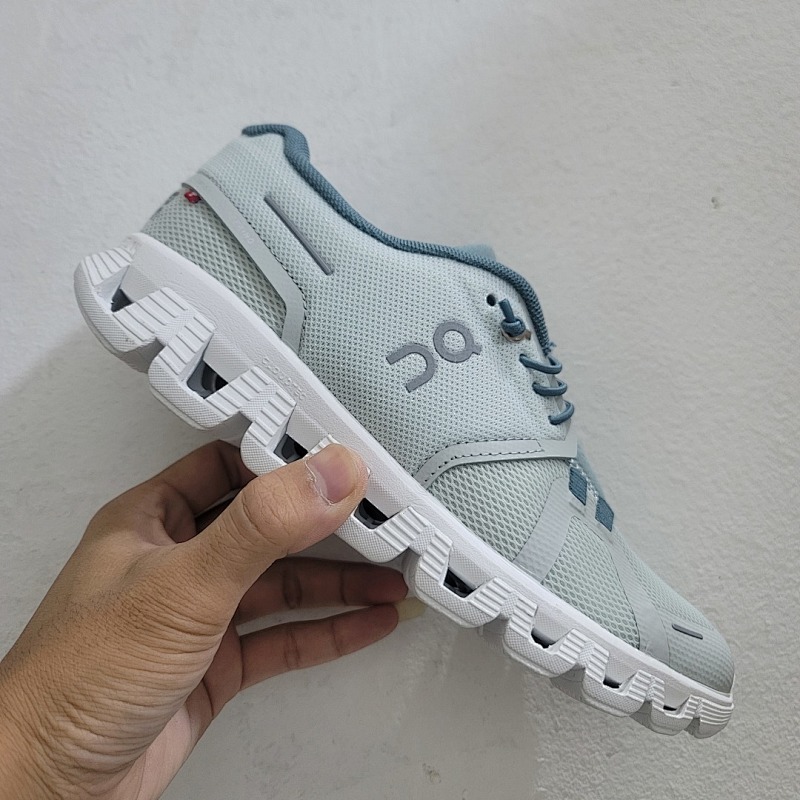On Cloud 5 colour options
