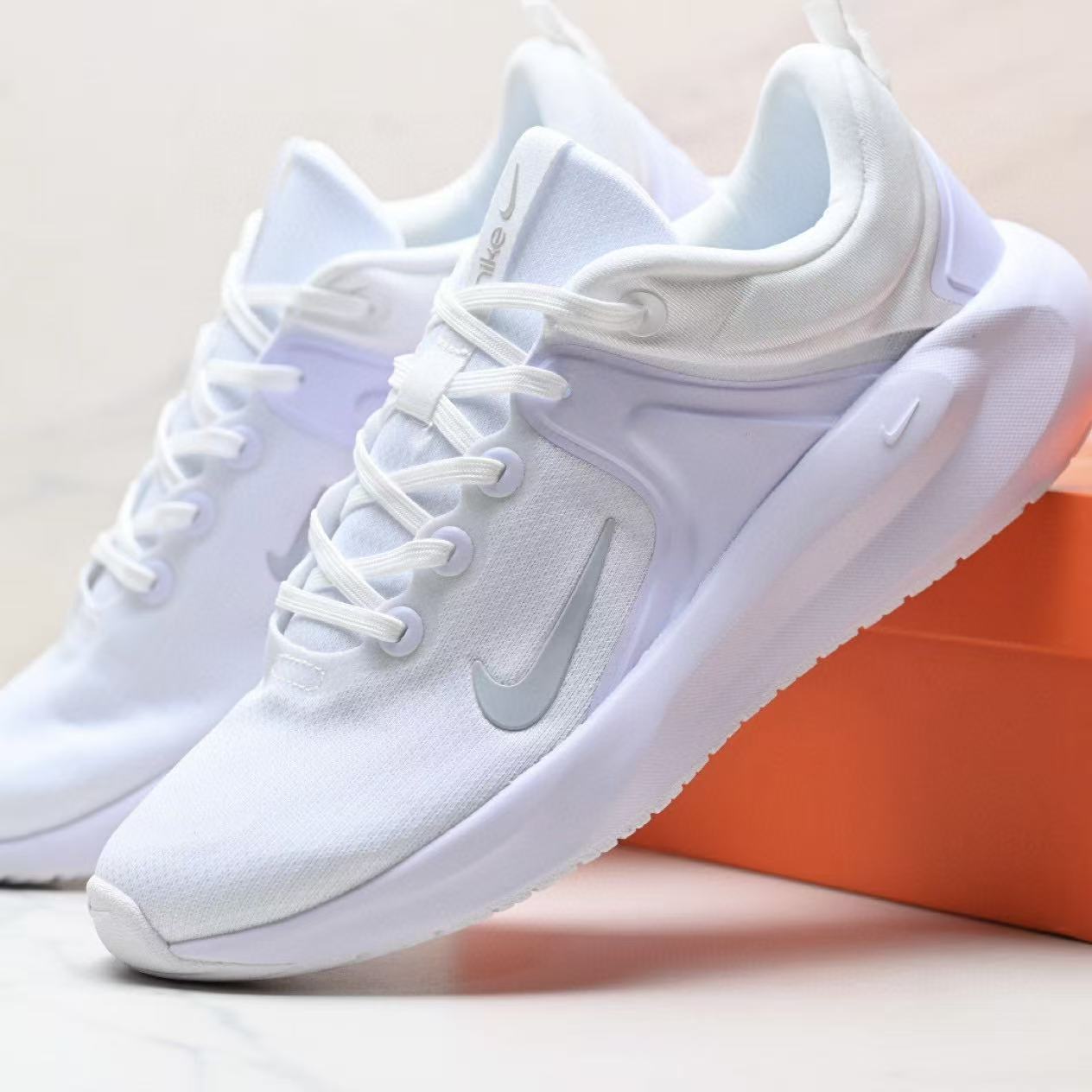 Nike In-Season TR 14