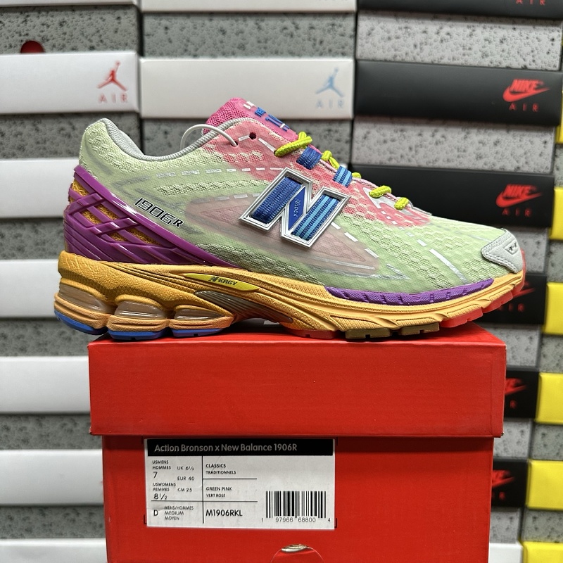 New Balance 1906 Sneakers