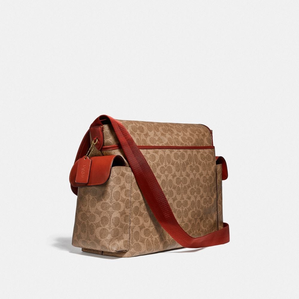 COAthtCH Classic handbags