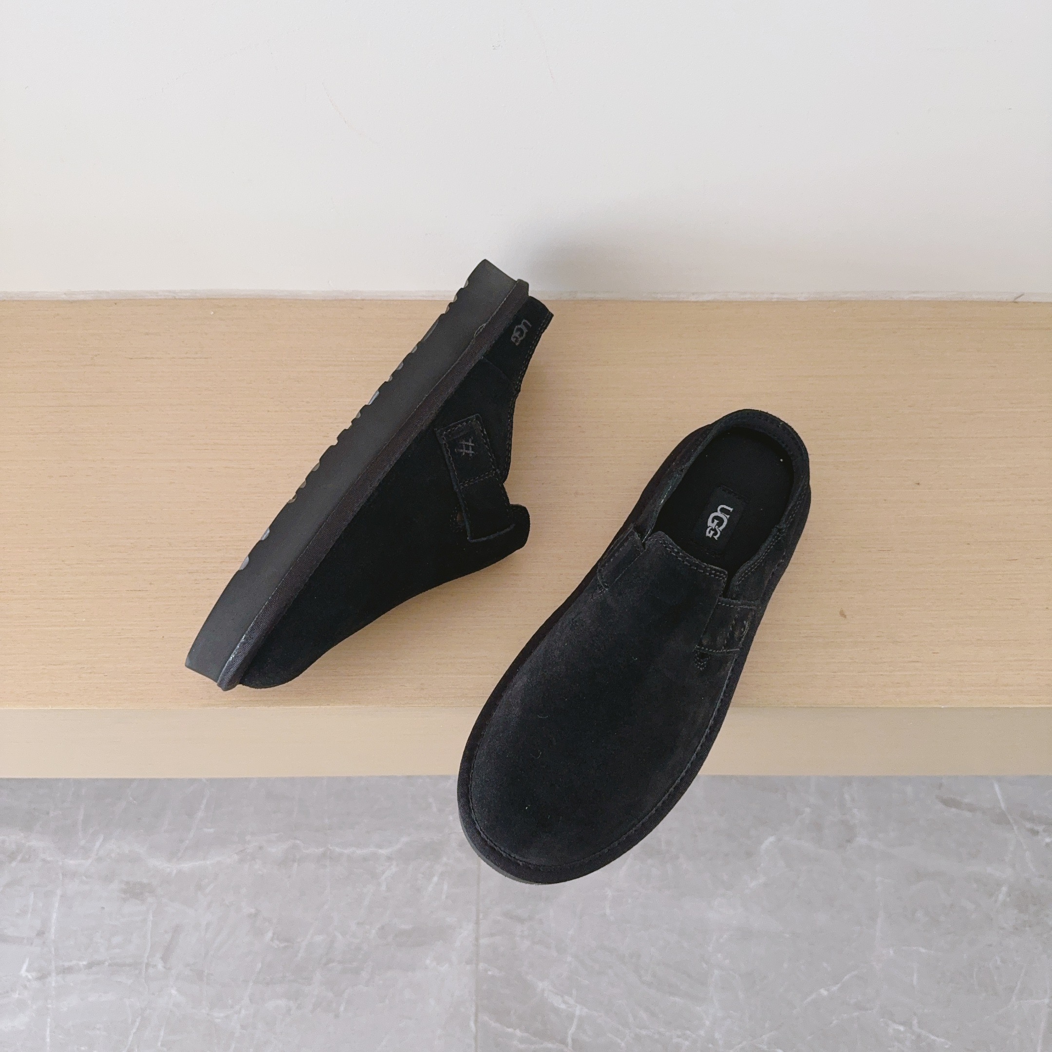 UGG Footwear Style 072