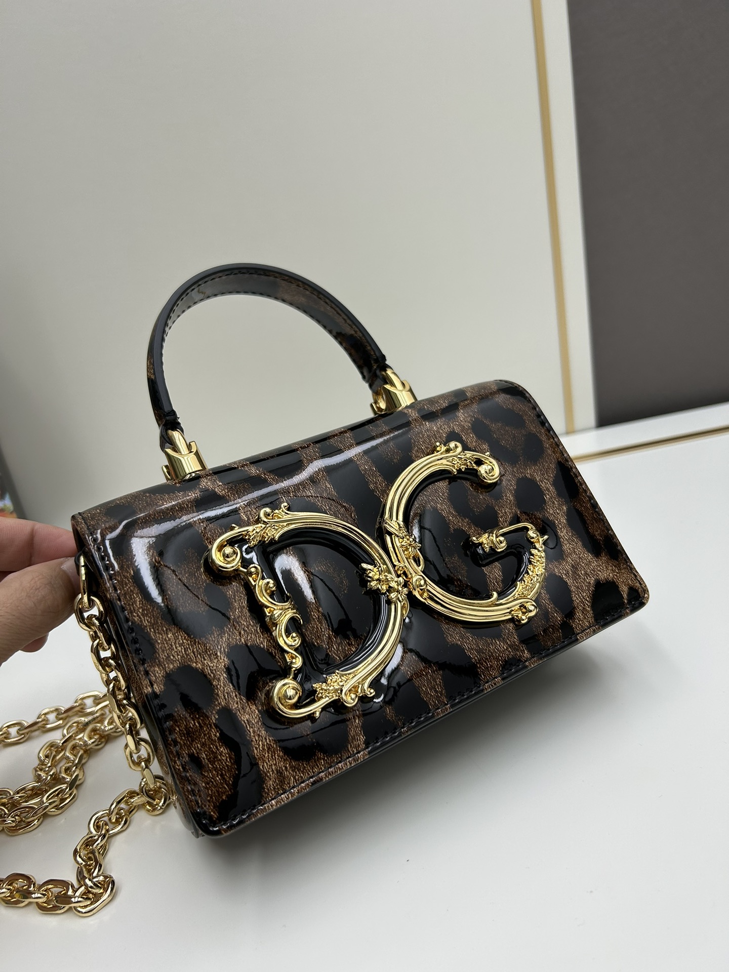 Dolce & Gabbana DG Girls Mini Top Handle Bag（Patent Leather）