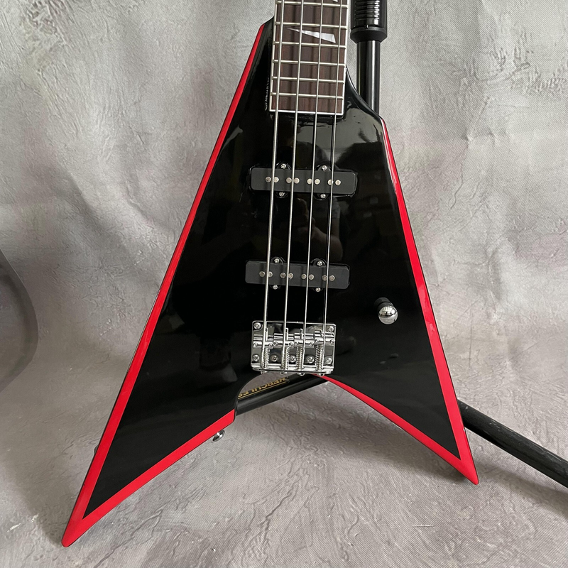 Black Solid Body 4 Strings Electric Bass Guitar Rosewood Fretboard Chrome Parts