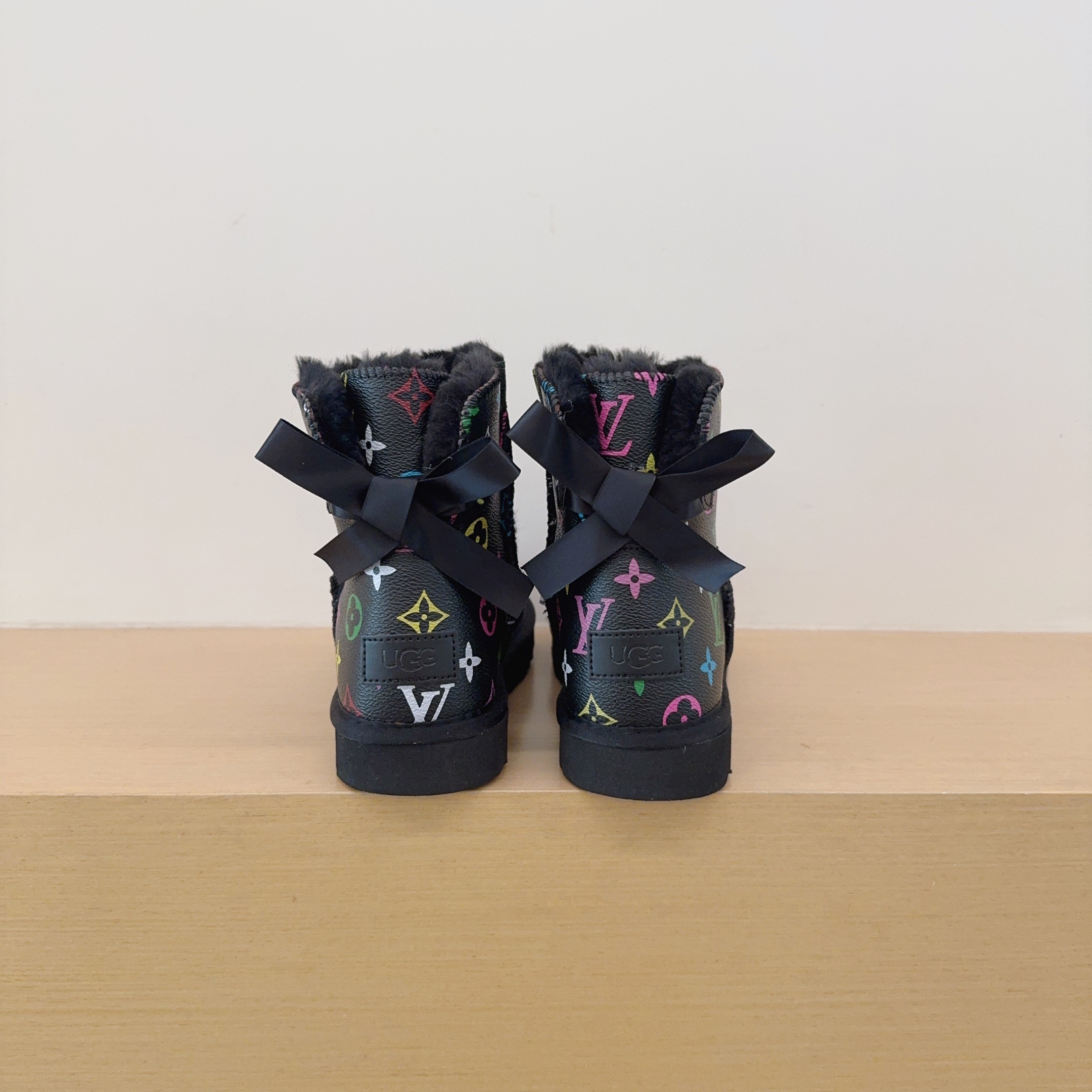 UGG Kids Collaboration Single Ribbon