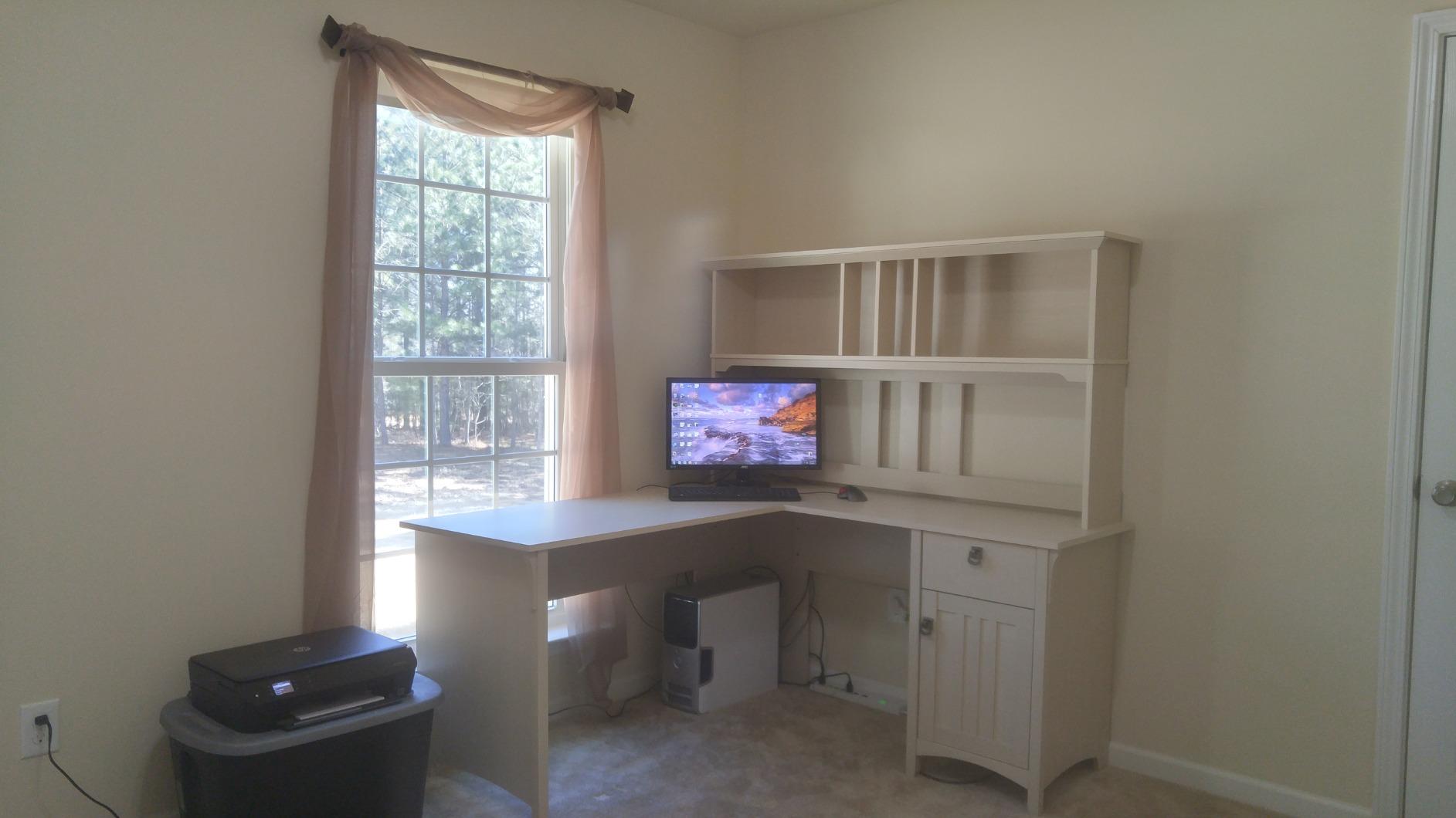 Bush Furniture Salinas Mission Desk with Hutch