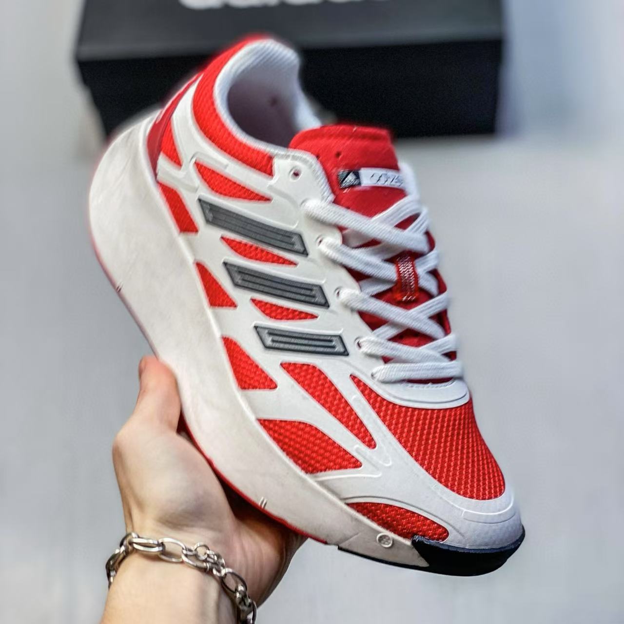 Adizero Aruku 7