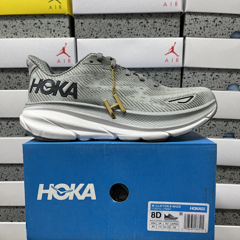 Hoka Clifton 9 Wide Sneakers