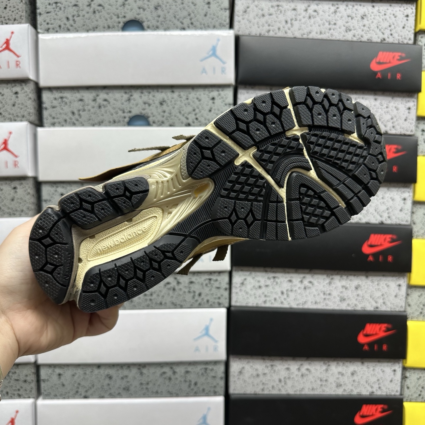 New Balance 1906 Sneakers detail 3