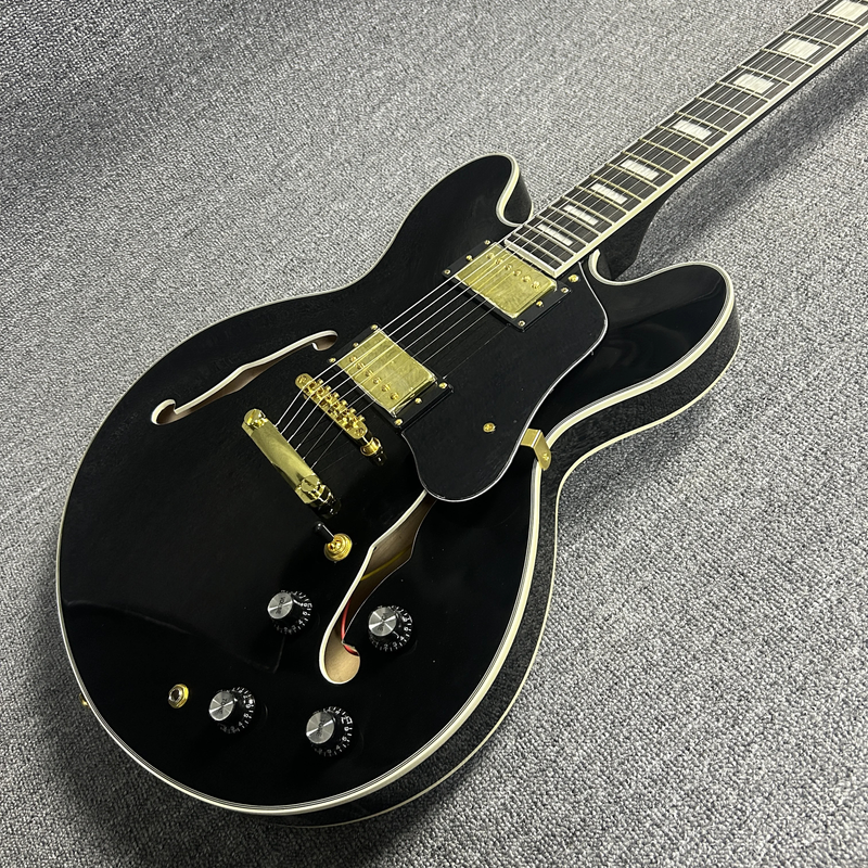 Great Black Electric Guitar Rosewood Fingerboard Maple Body 22 Tone Position Top