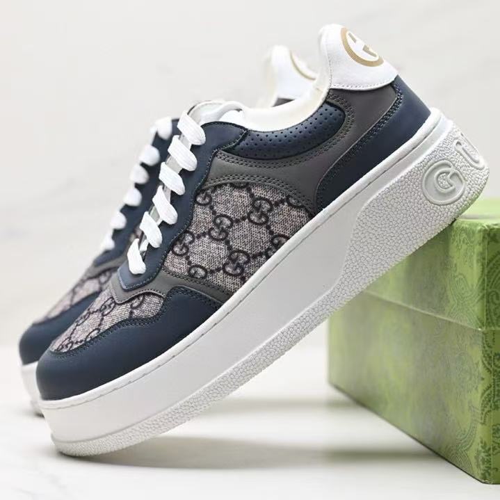 Gucci GG Supreme