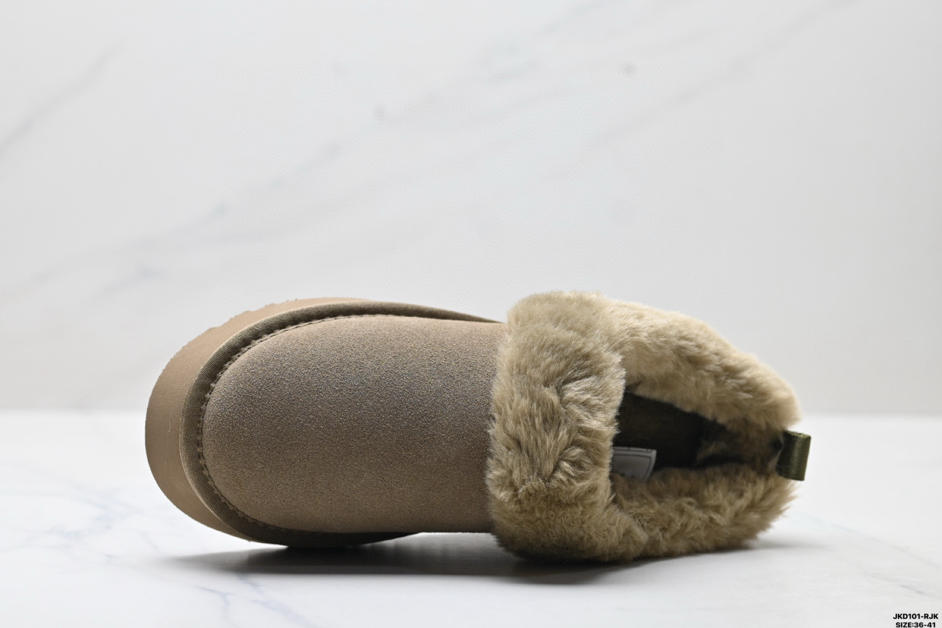 UGG Classic Clear Mini Detail 12