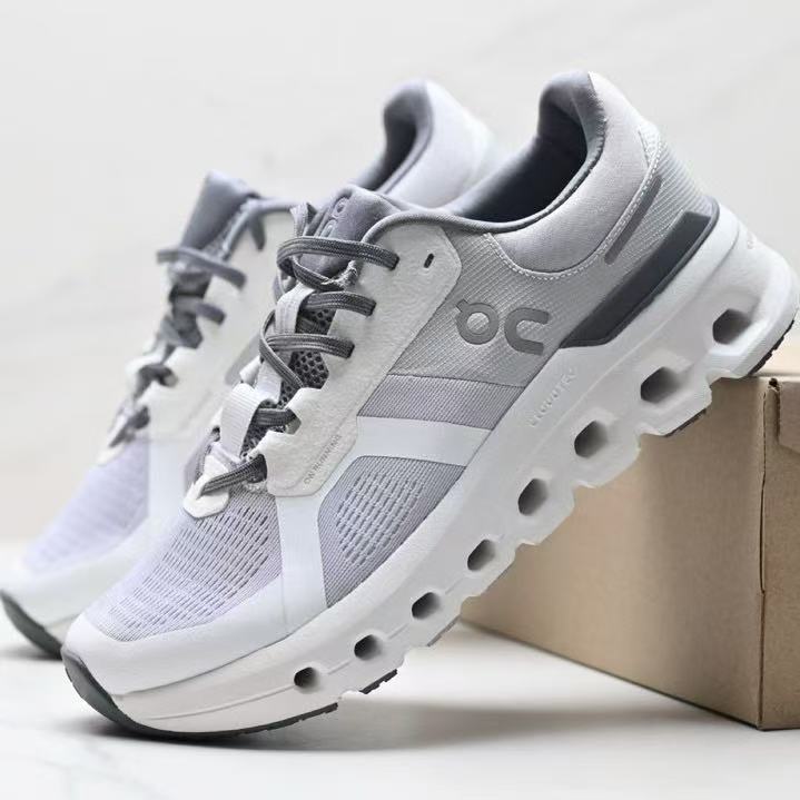 ON Cloudrunner 2