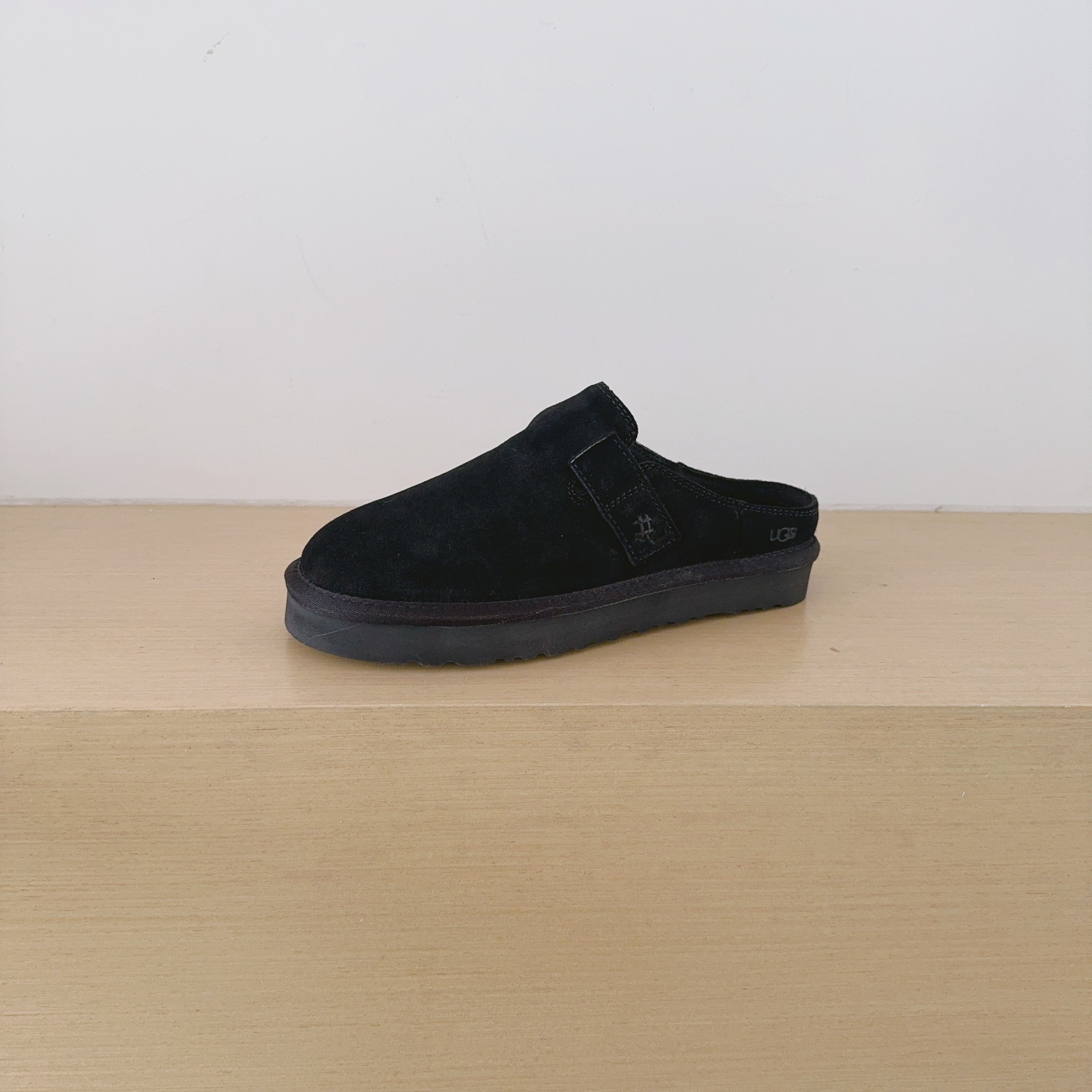 UGG Footwear Style 072