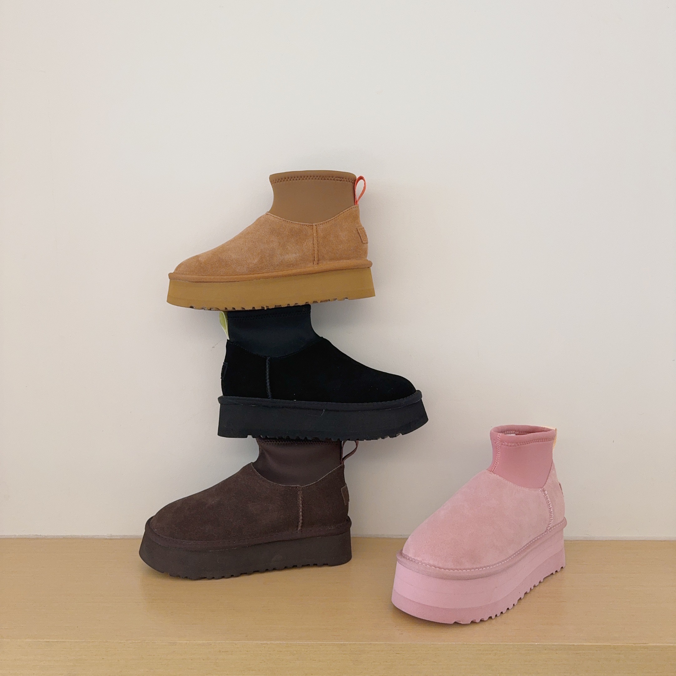 UGG Footwear Style 029