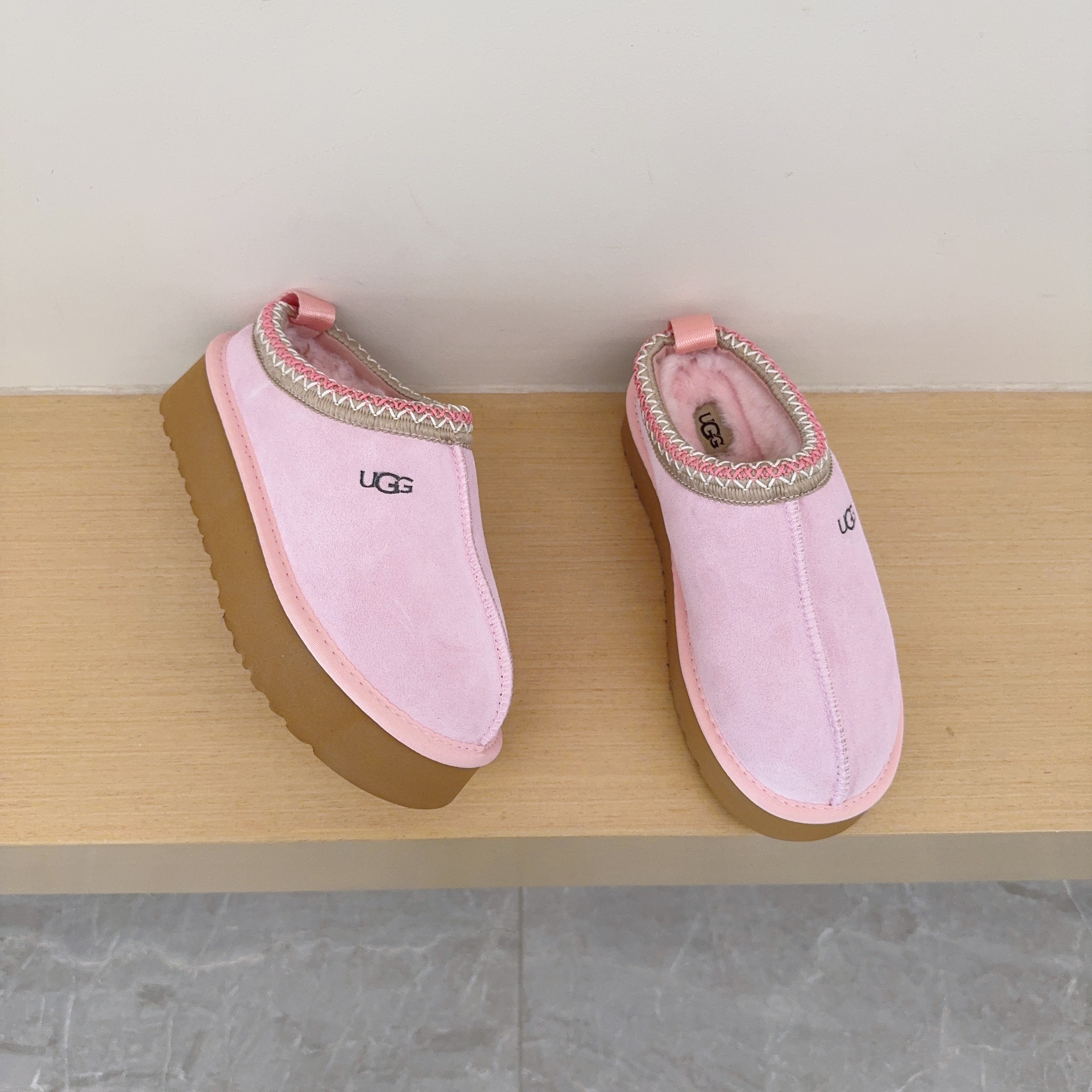 UGG Kids Ethnic Pattern Platform