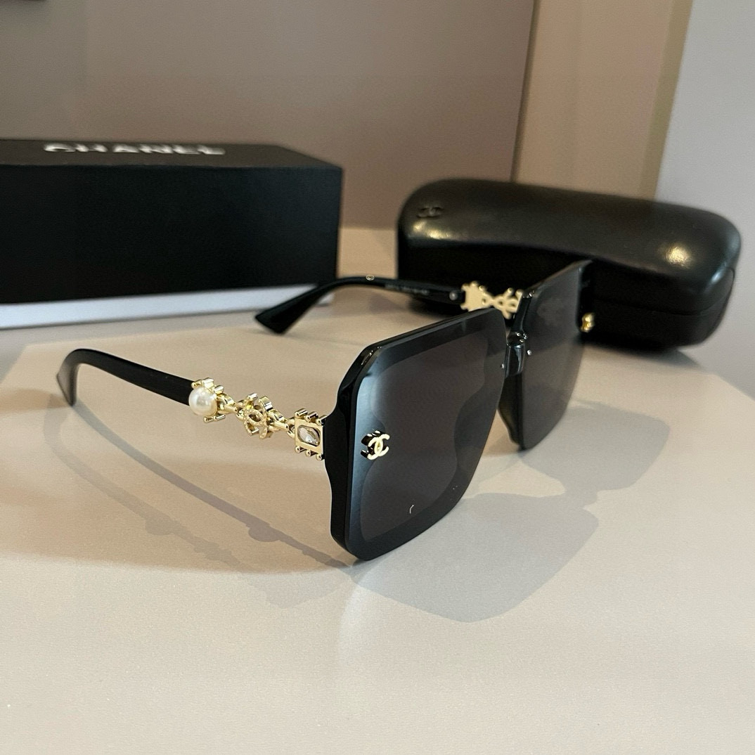 Chanel sunglasses