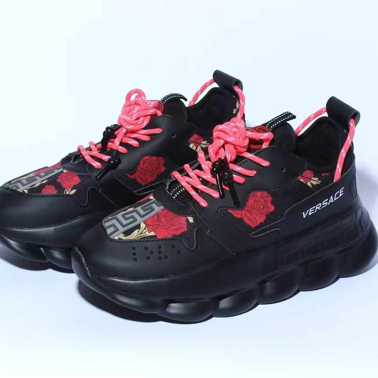 Versace Chain Reaction