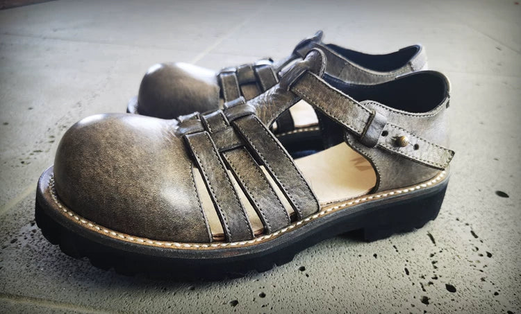Women's retro roman sandals