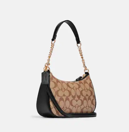 COAthtCH Classic handbags