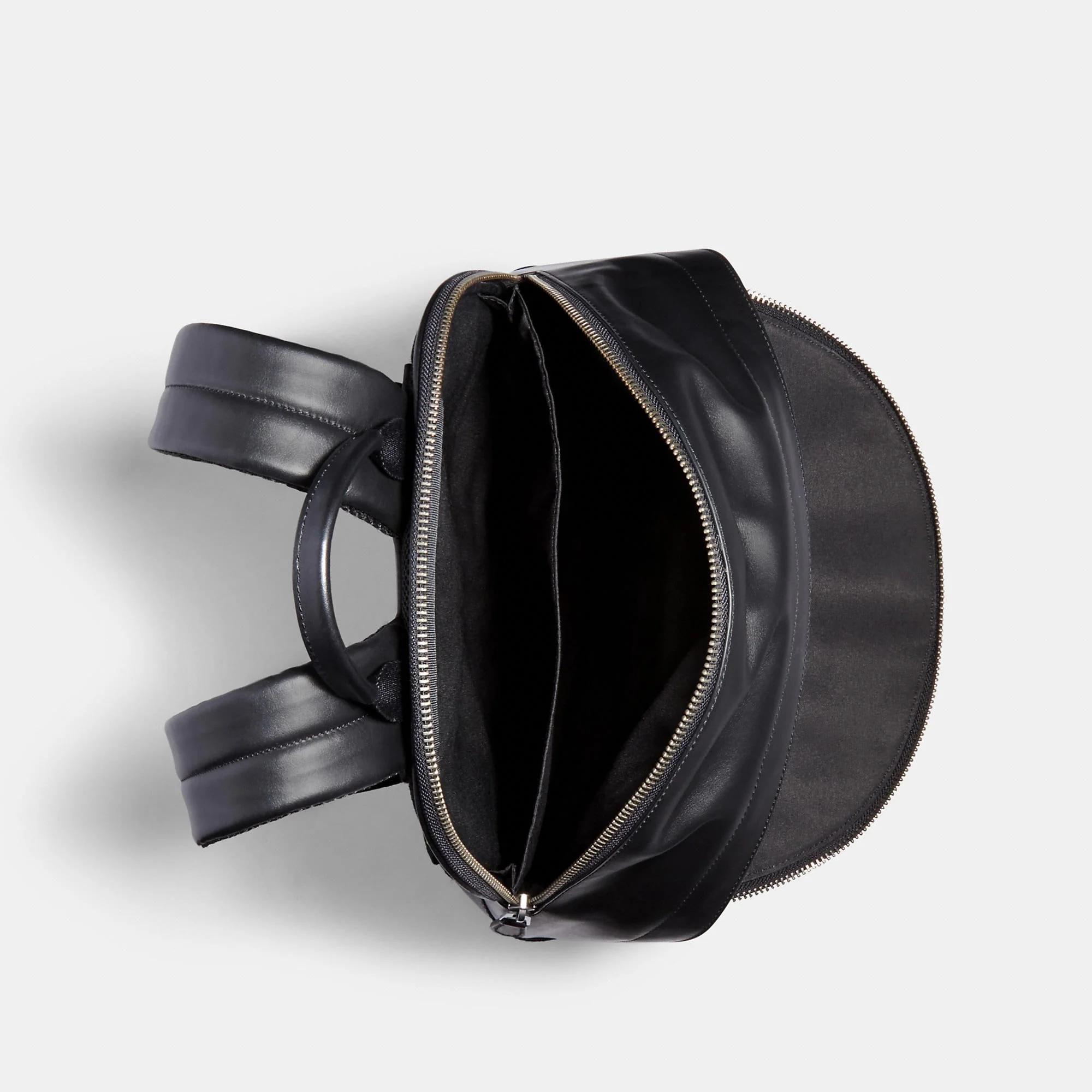 Outlet West Backpack In Signature Canvas