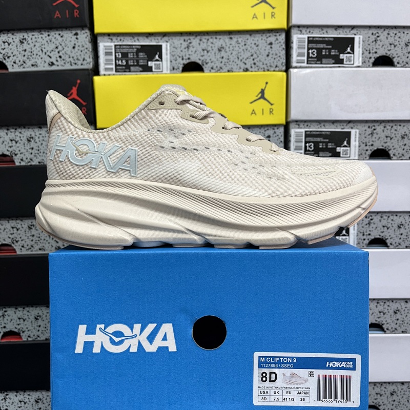 Hoka Clifton 9 Sneakers