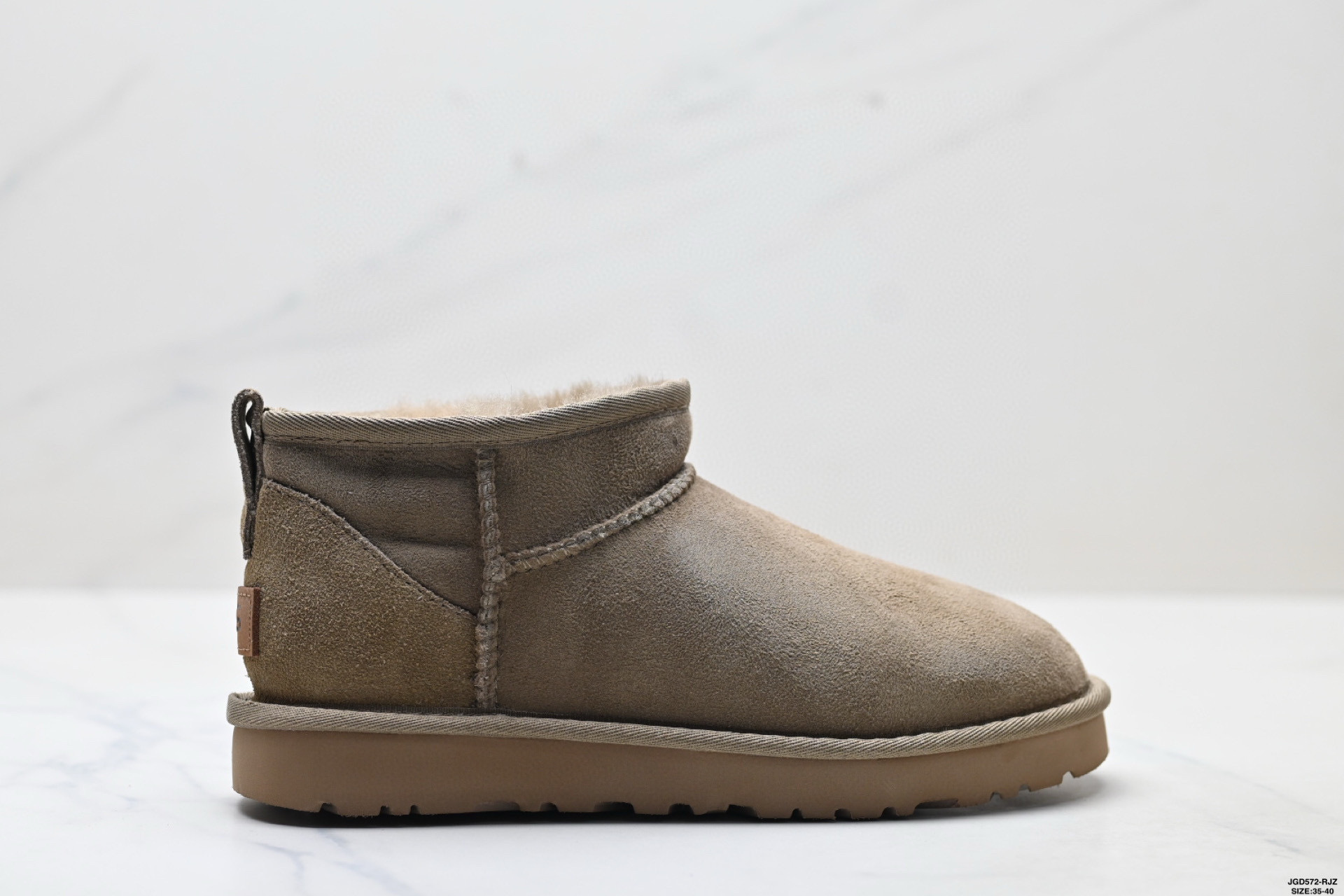 UGG Classic Ultra Mini Detail 24