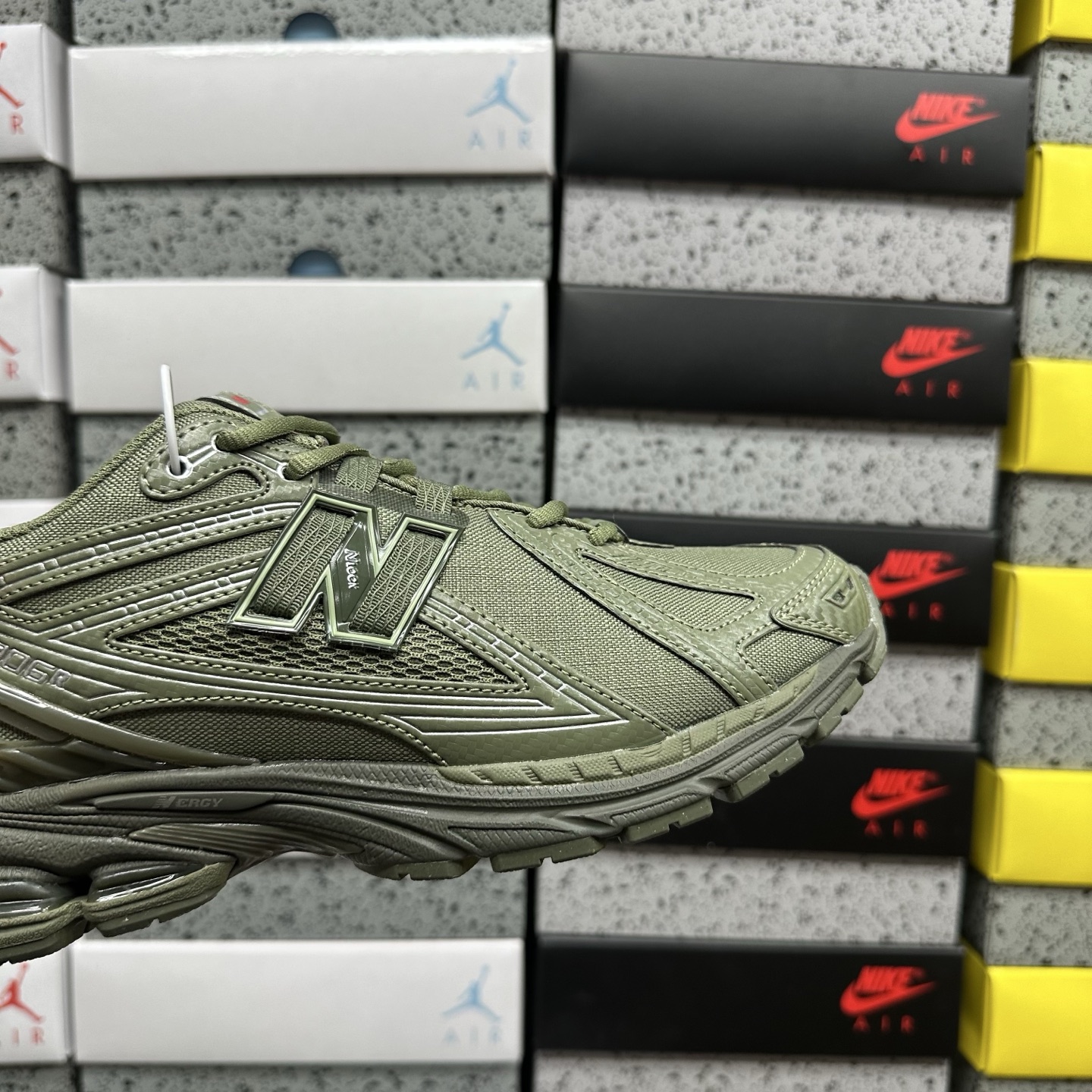 New Balance 1906 Sneakers detail 2