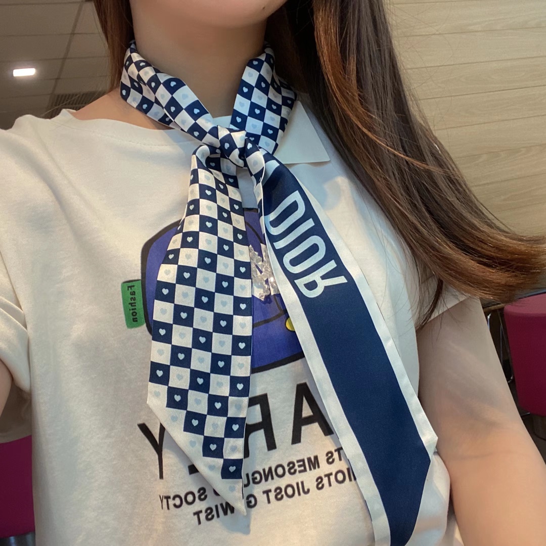Dior Mitzah Scarf Style 010