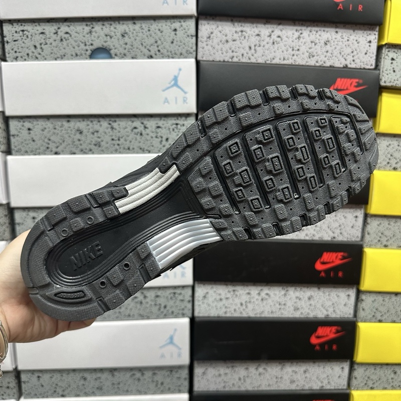 Nike P-6000