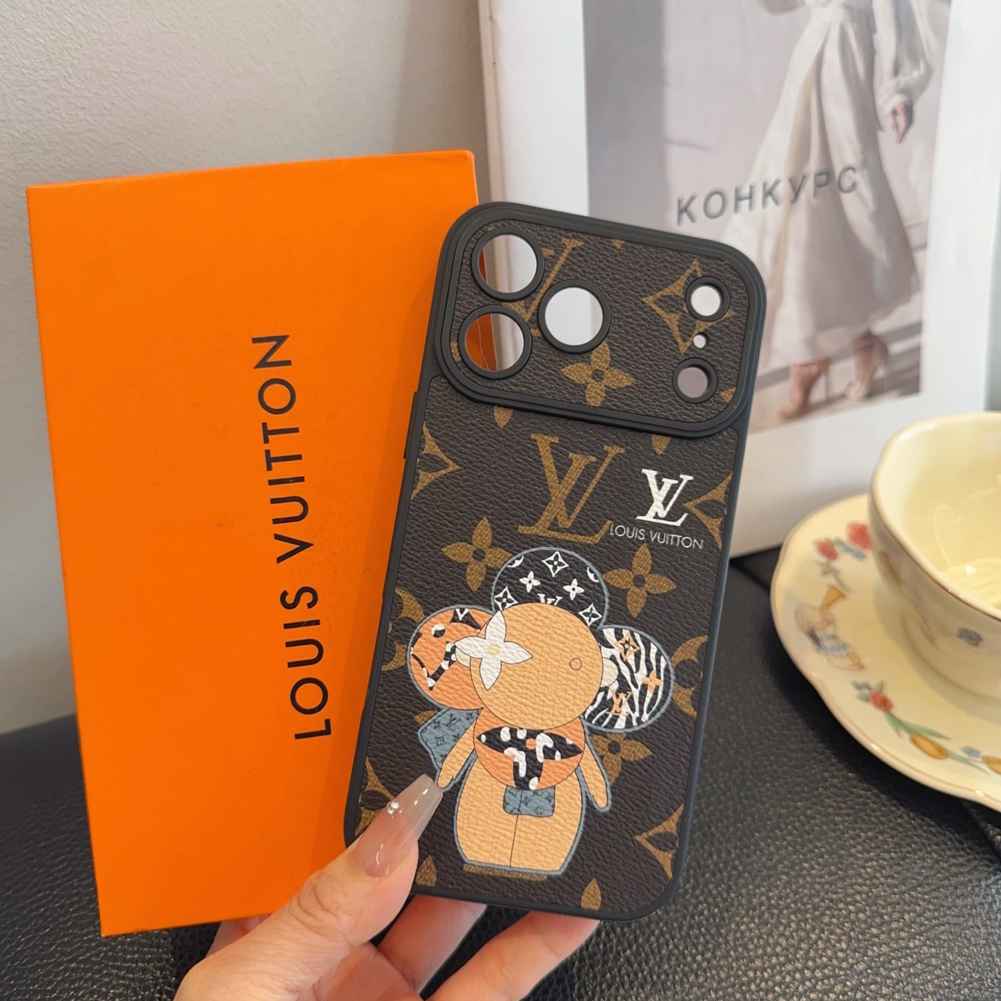 Louis Vuitton Monogram Cartoon Vivienne Doll Luxury Phone Case