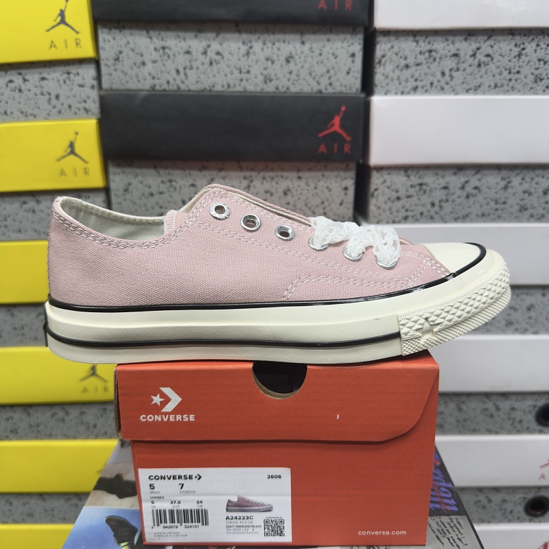 Converse Pink Low Top