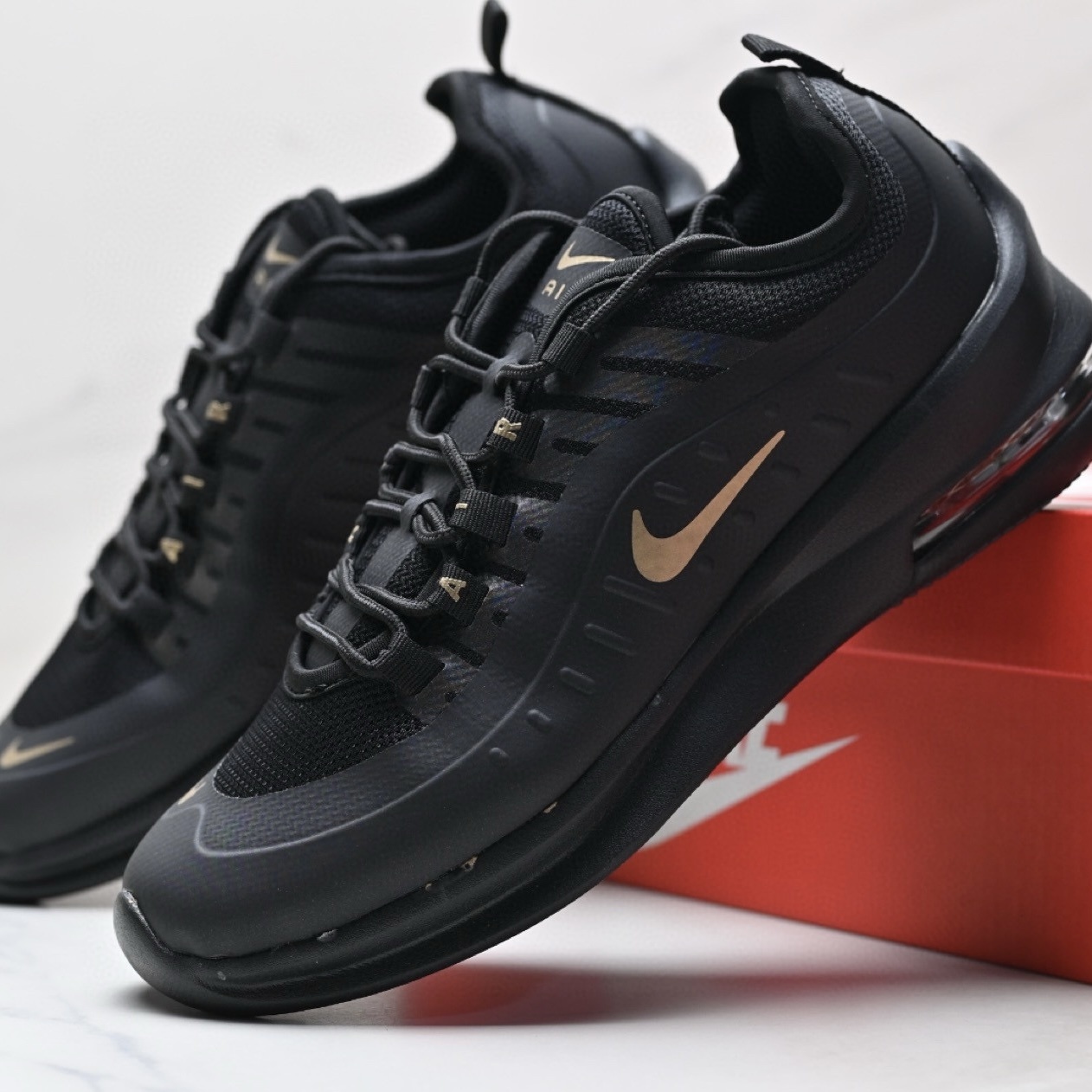 Air Max Axis 2