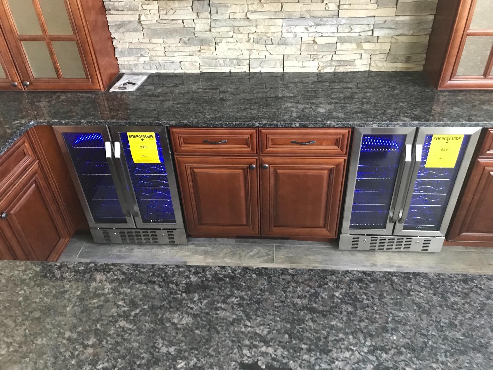 NewAir 24” Wine and Beverage Refrigerator and Cooler