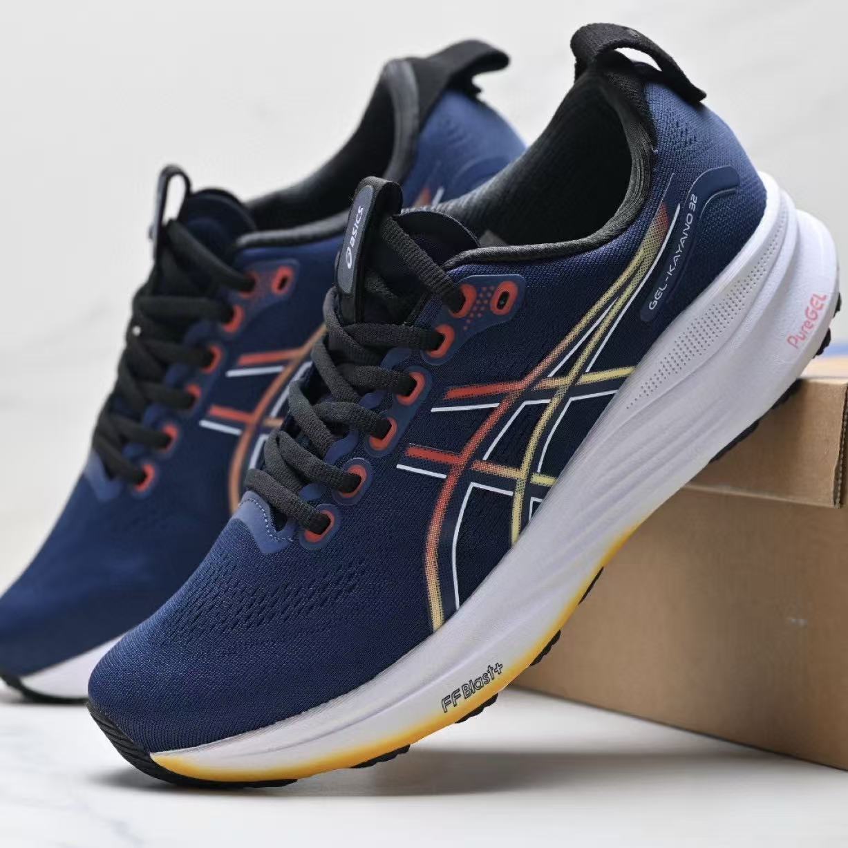 ASICS Gel-Kayano 32