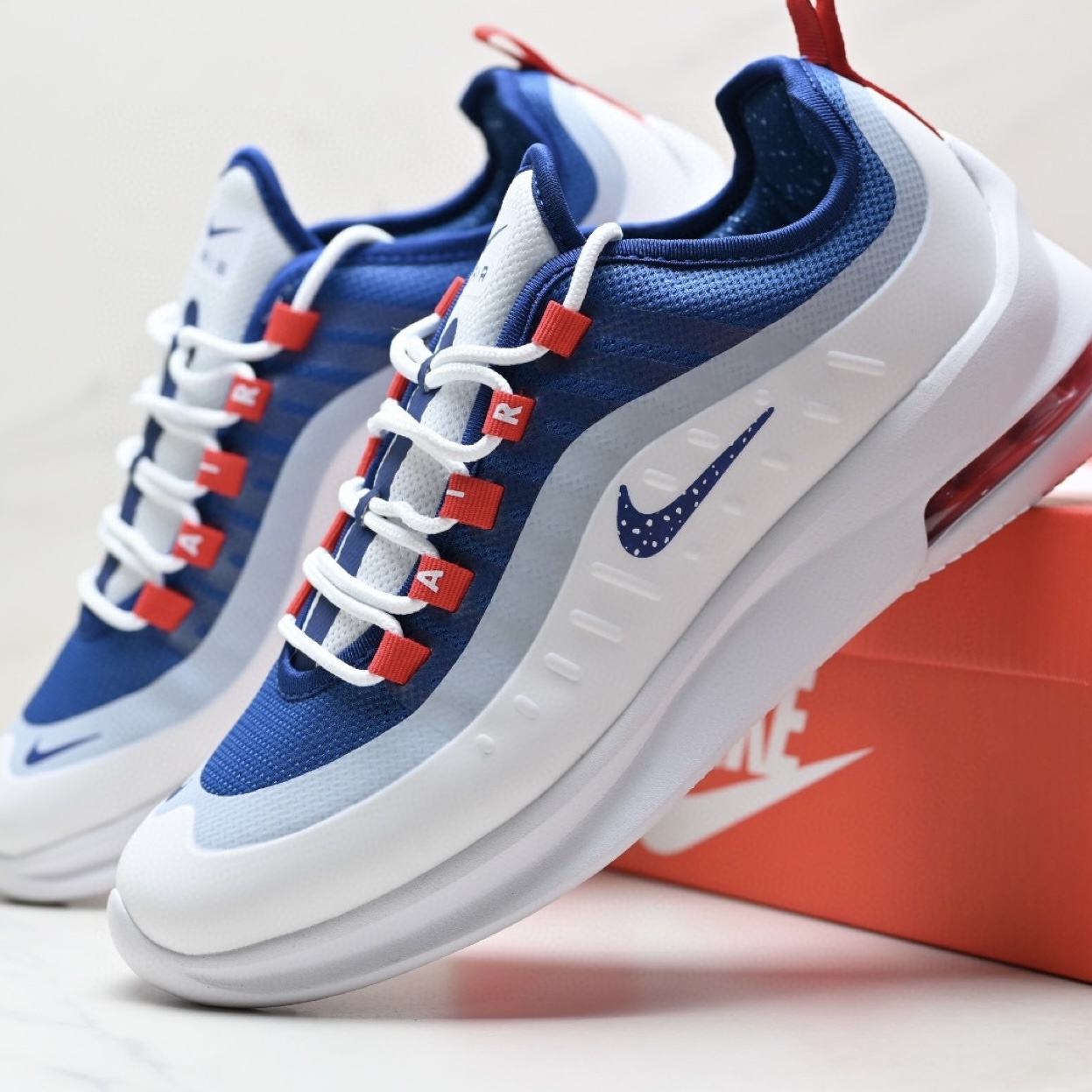 Air Max Axis 6
