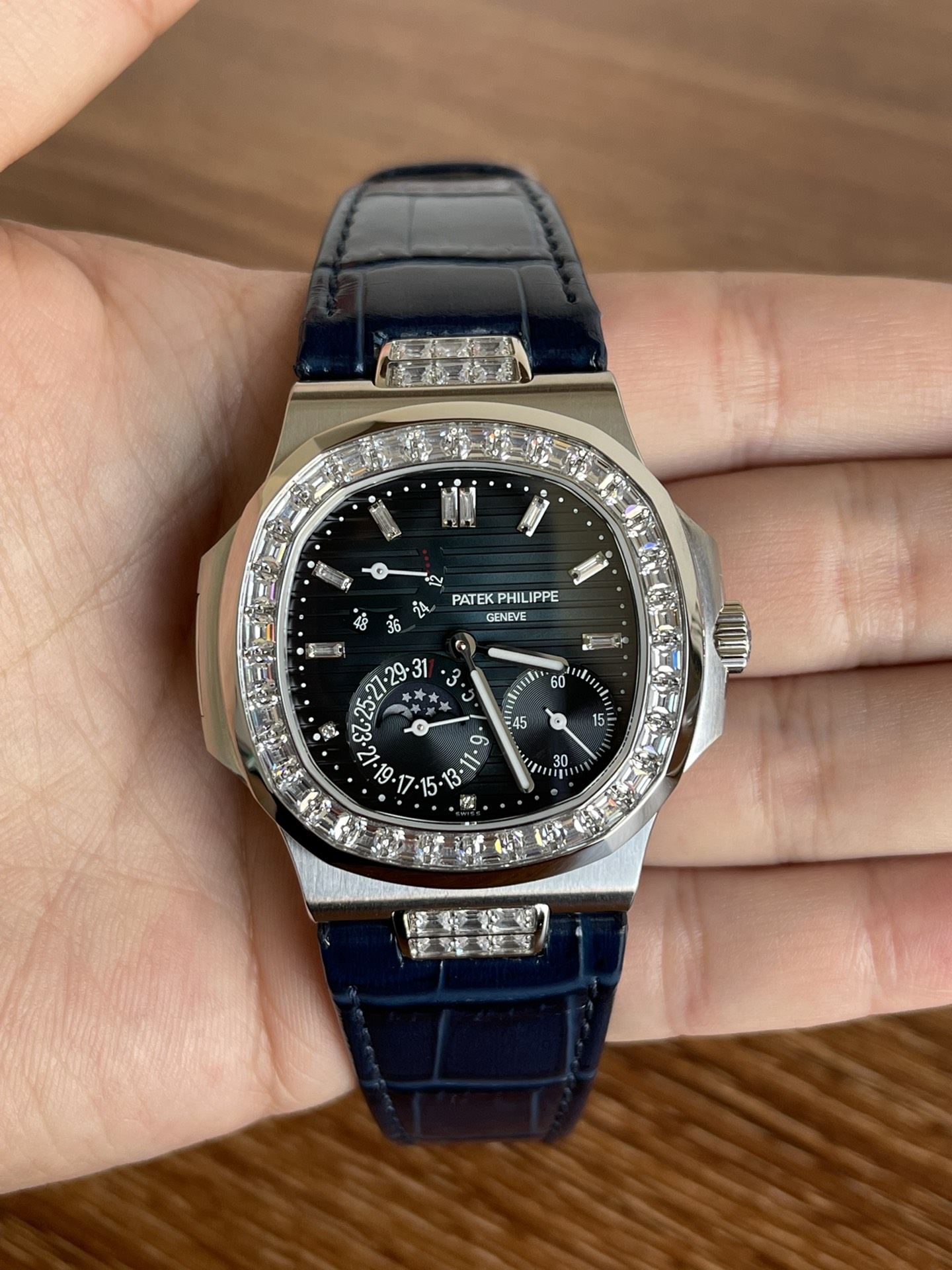 【Super Clone】Patek Philippe Nautilus Moon Phases Black 5724G 001 40mm