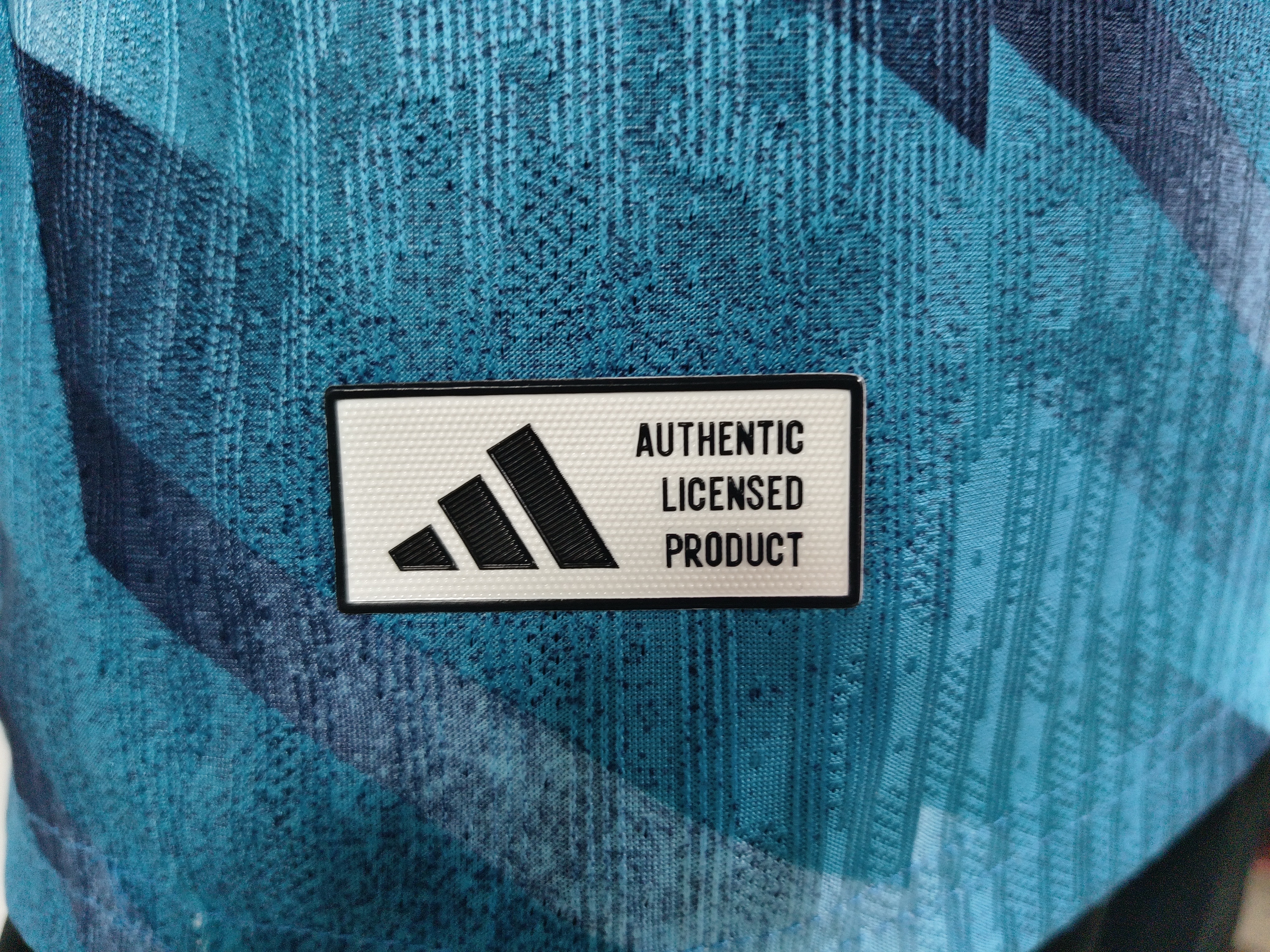 Spanish goalkeeper jersey